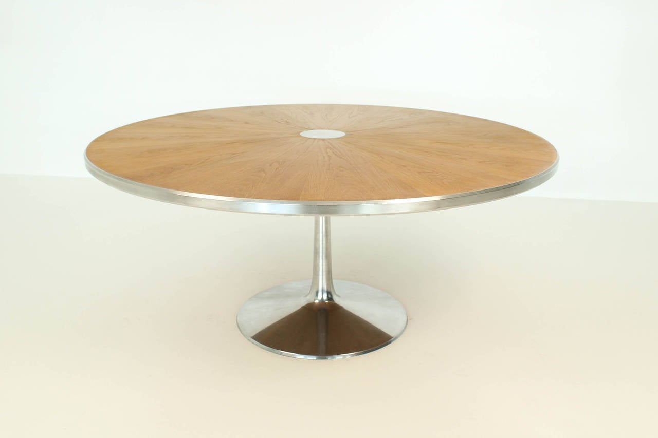 Veneer Mid-Century Modern Pedestal Dining Table by Poul Cadovius