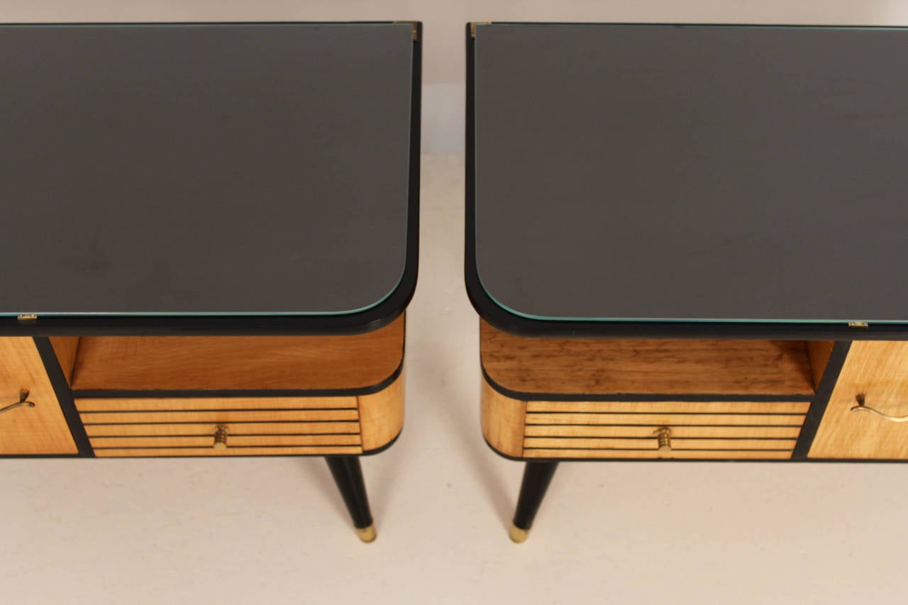 Pair of Italian Mid-Century Modern Nightstands, 1950s In Good Condition In Amsterdam, NL