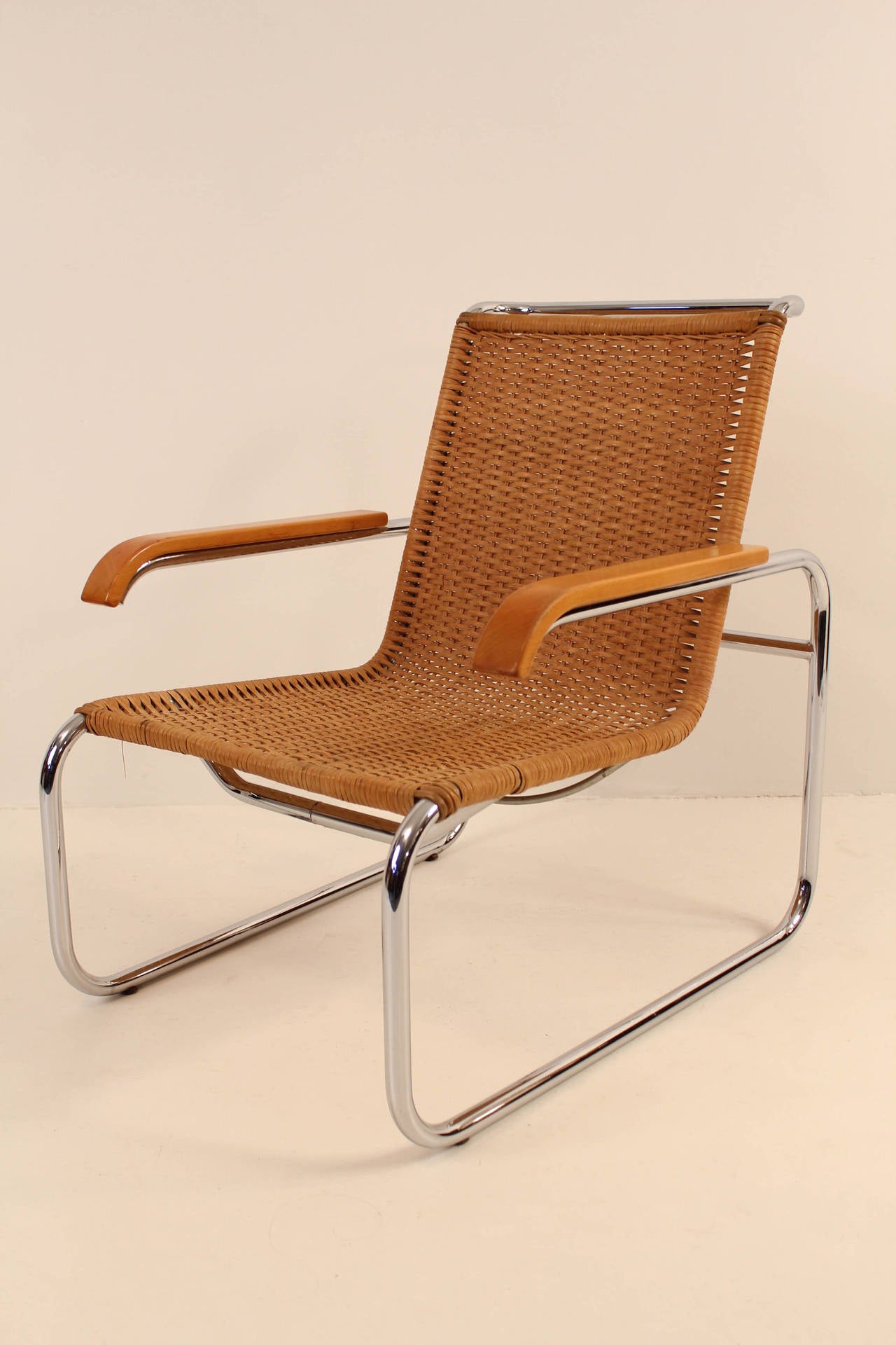 lounge chair model b 35