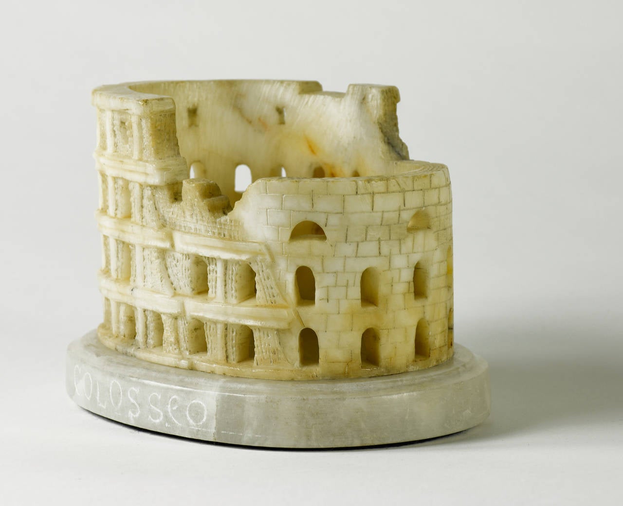 roman colosseum model