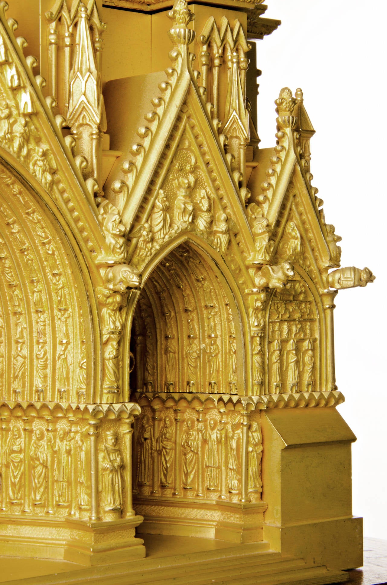 Magnificent c. 1835 gilded bronze model of Rheims Cathedral, France In Excellent Condition For Sale In Lafayette, CA