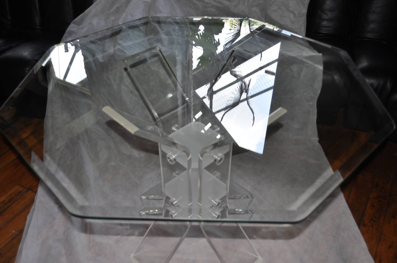Mid-Century Modern Sculptural Lucite Dining Table with Octagonal Glass Top