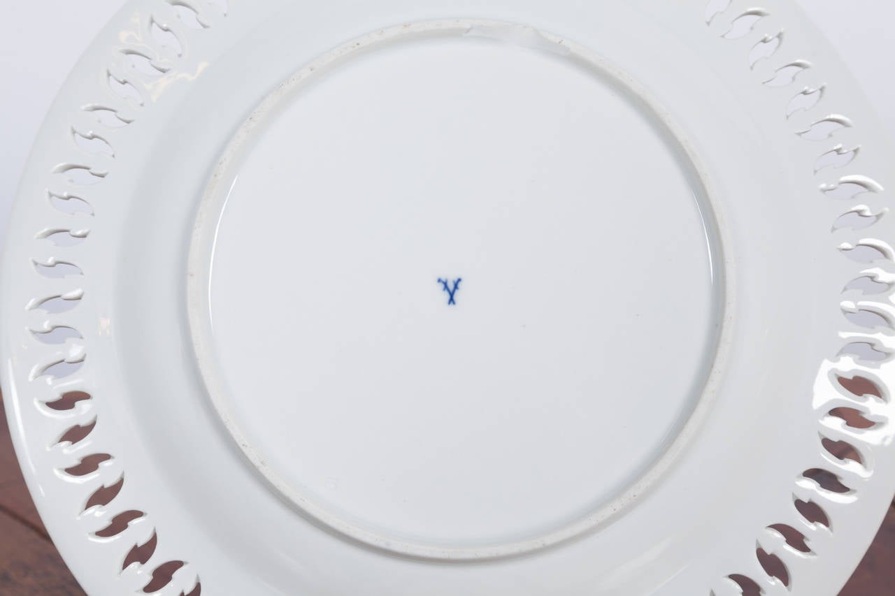 XIXe siècle Soupière et six assiettes en porcelaine de Meissen, fin du 19ème siècle en vente