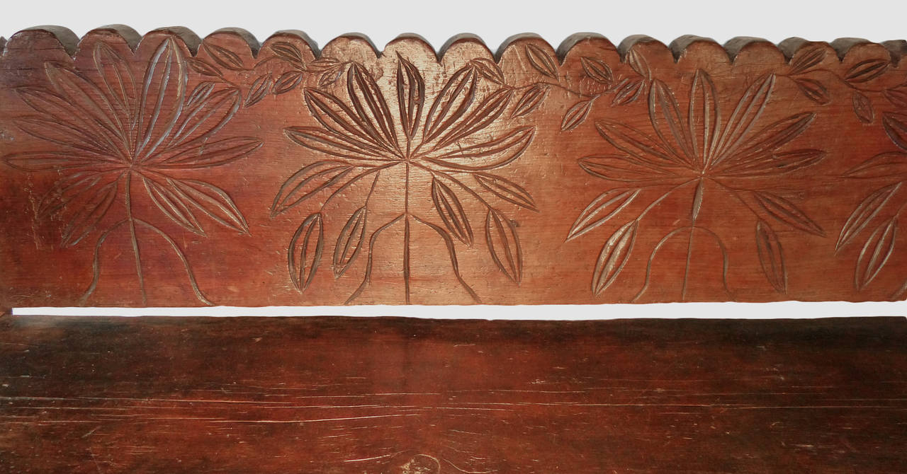 Spanish Colonial Vintage Hand-Carved Guatemalan Bench, circa 1940s