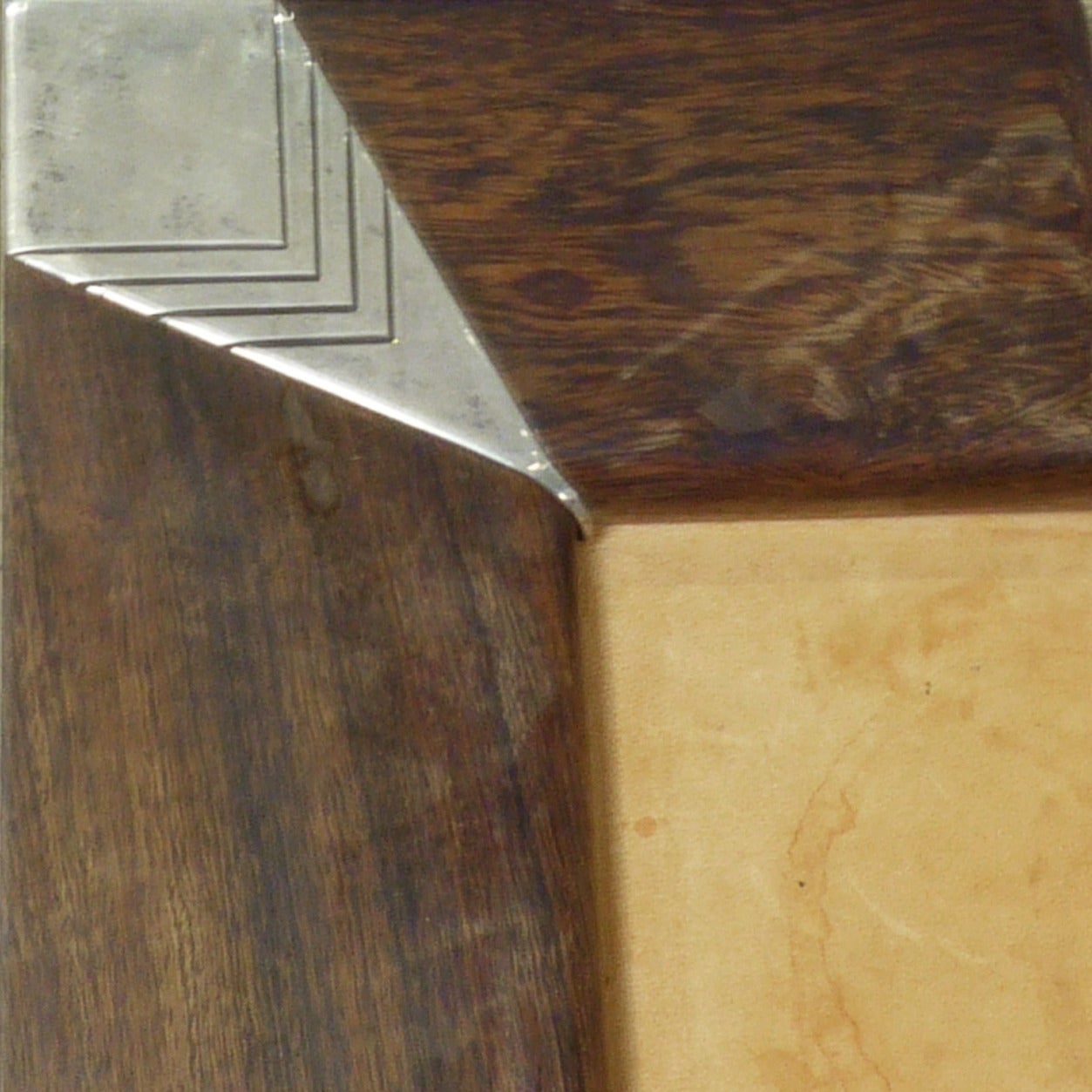 White Hogan Desk Set, circa 1960 For Sale 1