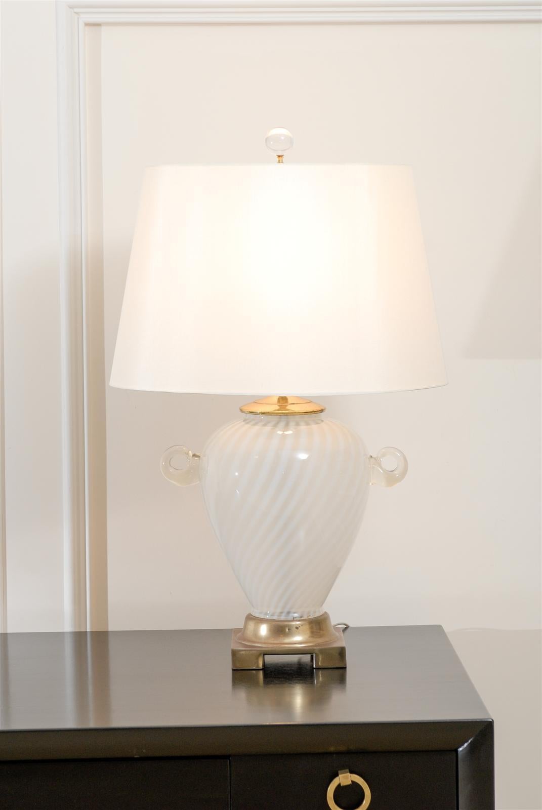 Outstanding Pair of Cream Murano Lamps with Blown Glass Handles For Sale 3