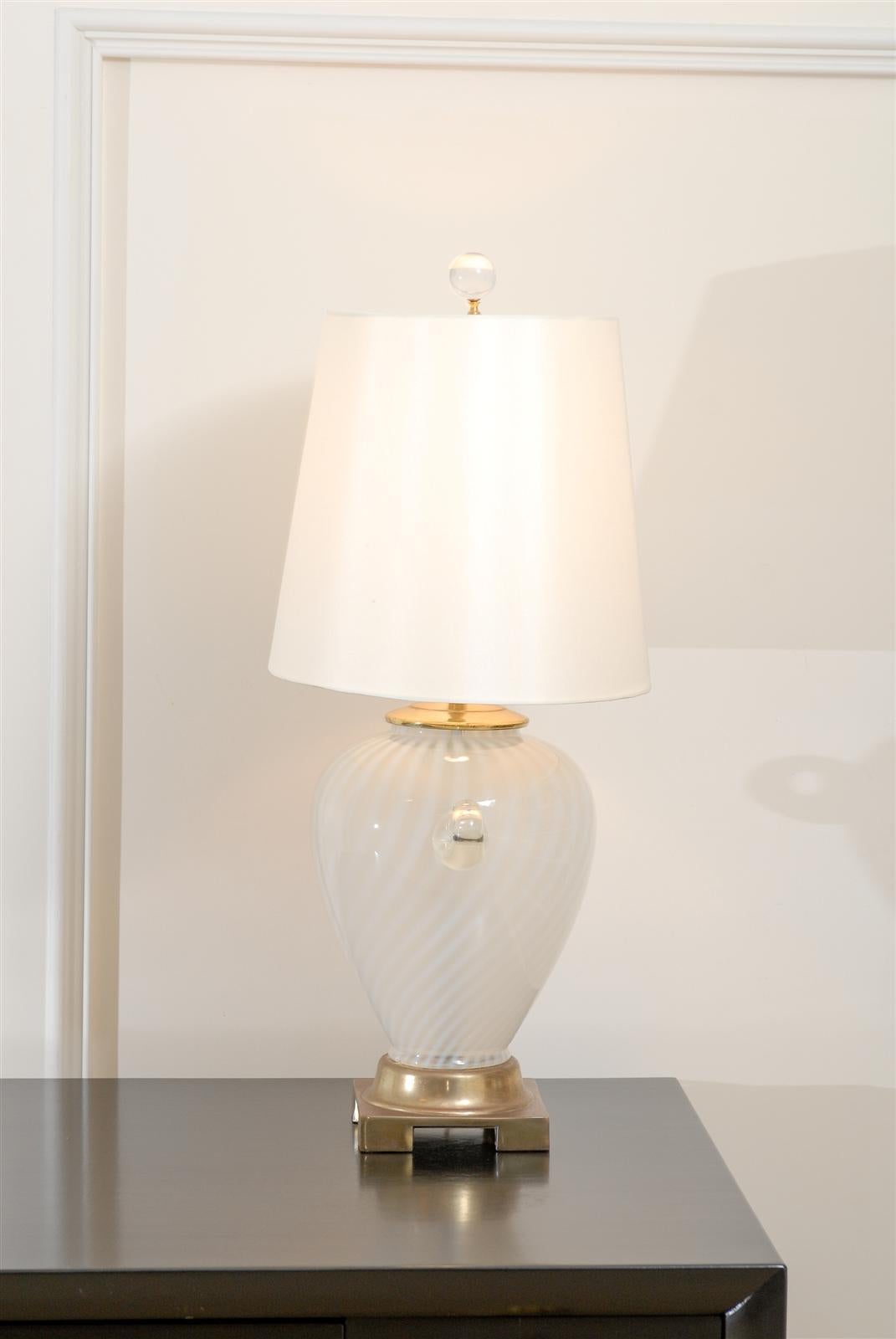 Outstanding Pair of Cream Murano Lamps with Blown Glass Handles In Excellent Condition For Sale In Atlanta, GA