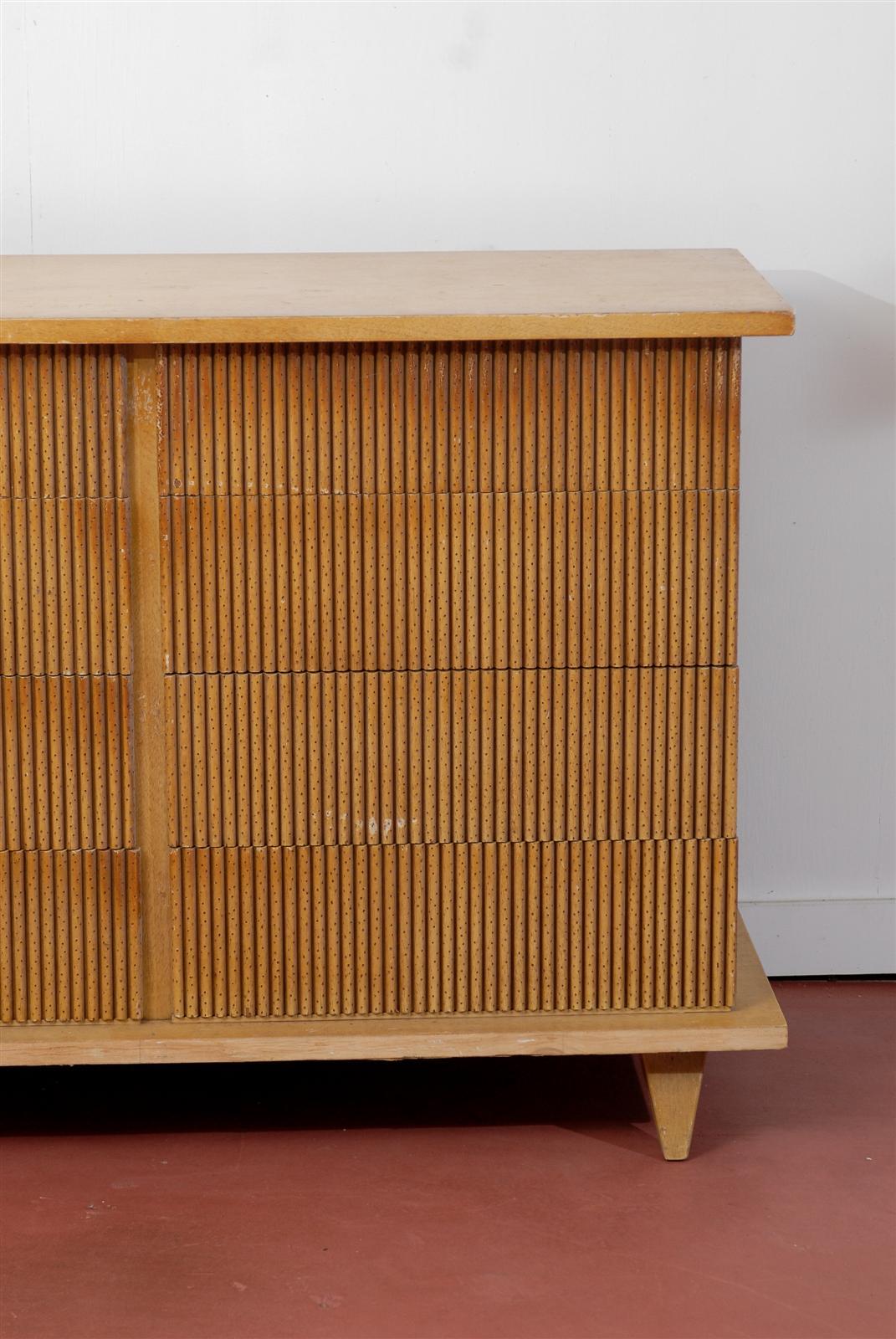 Rare American of Martinsville Eight Drawer Chest, Choice of Lacquer Finish In Excellent Condition In Atlanta, GA