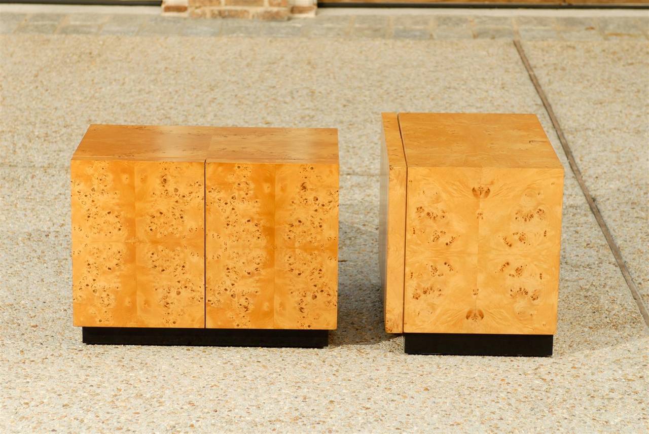 Beautiful Pair of Vintage Bookmatched Olive Wood End Tables or Nightstands 3