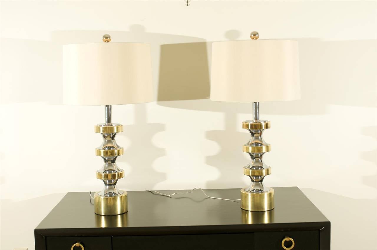 Pair of Vintage Sculptural Chrome and Brass Lamps In Excellent Condition In Atlanta, GA