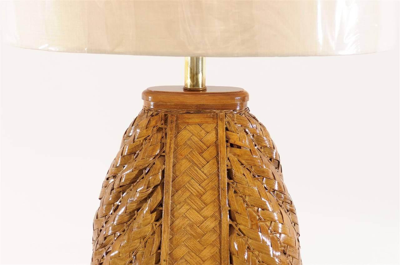 Late 20th Century Pair of Modern Rattan Lamps with Brass and Lucite Accents