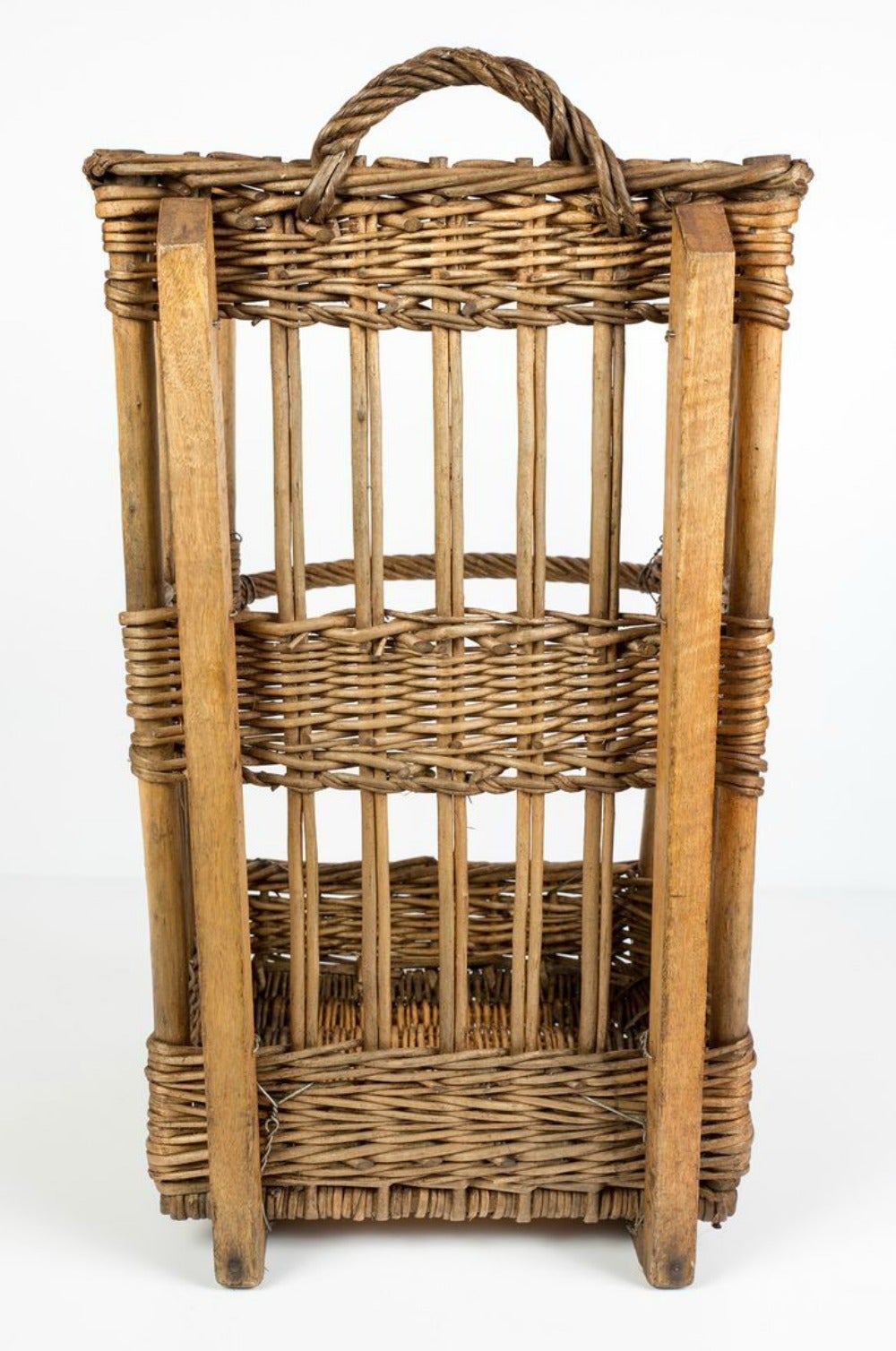 Large Open Sided French Baguette Basket In Excellent Condition In Birmingham, AL