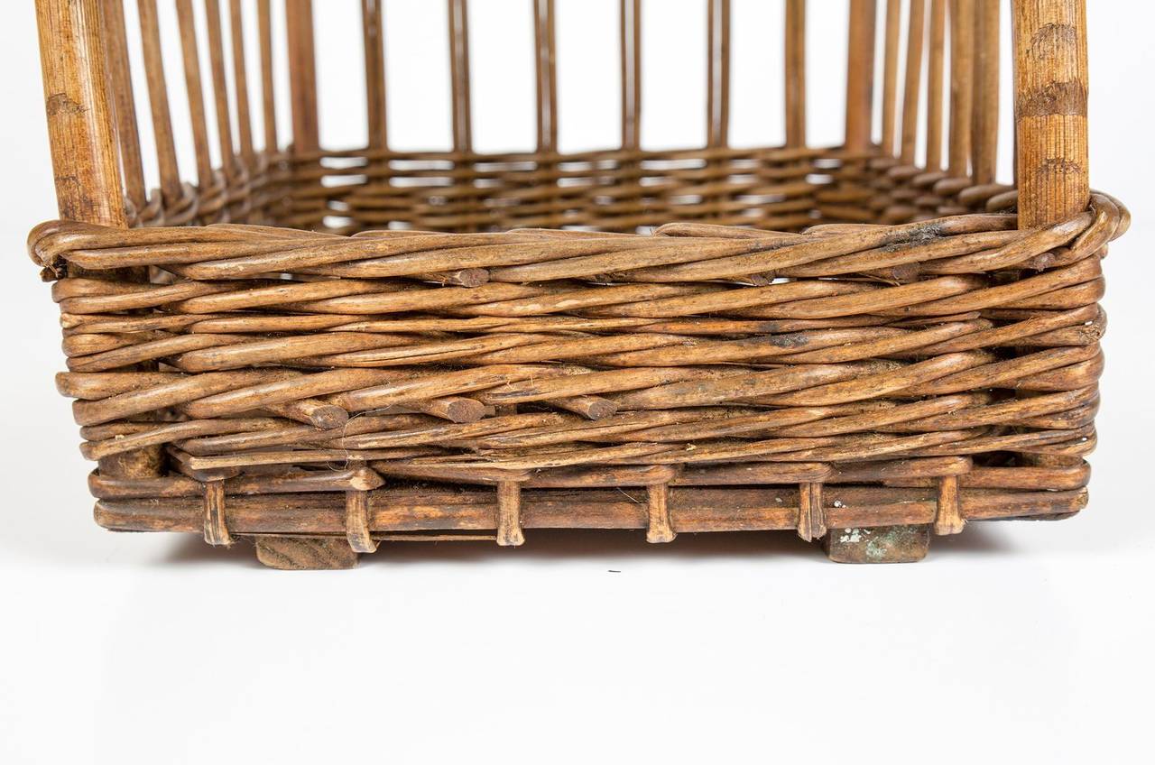 Early 20th Century Short Open-Sided French Baguette Basket