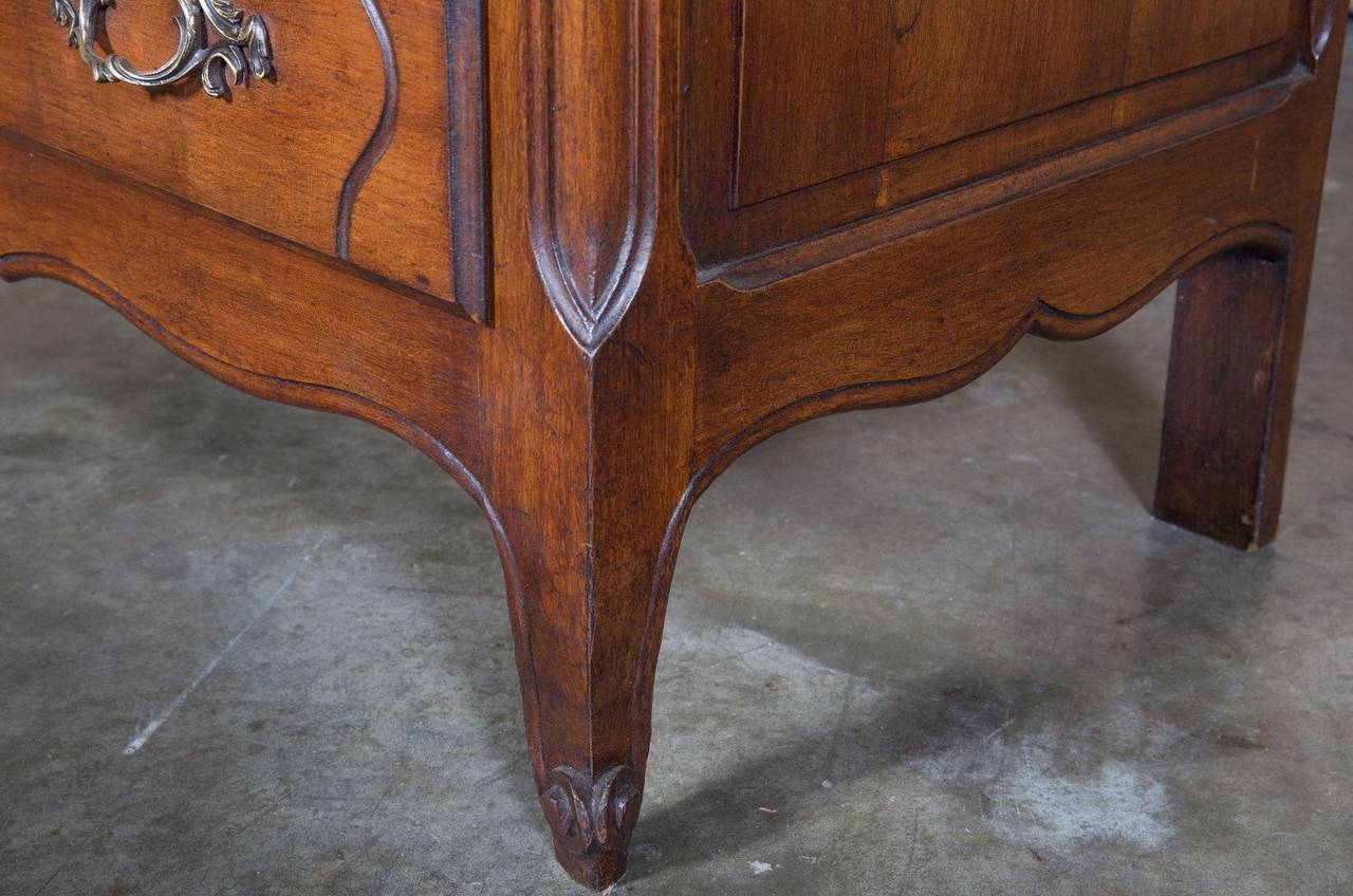 Country French Louis XV Style Walnut Commode 5
