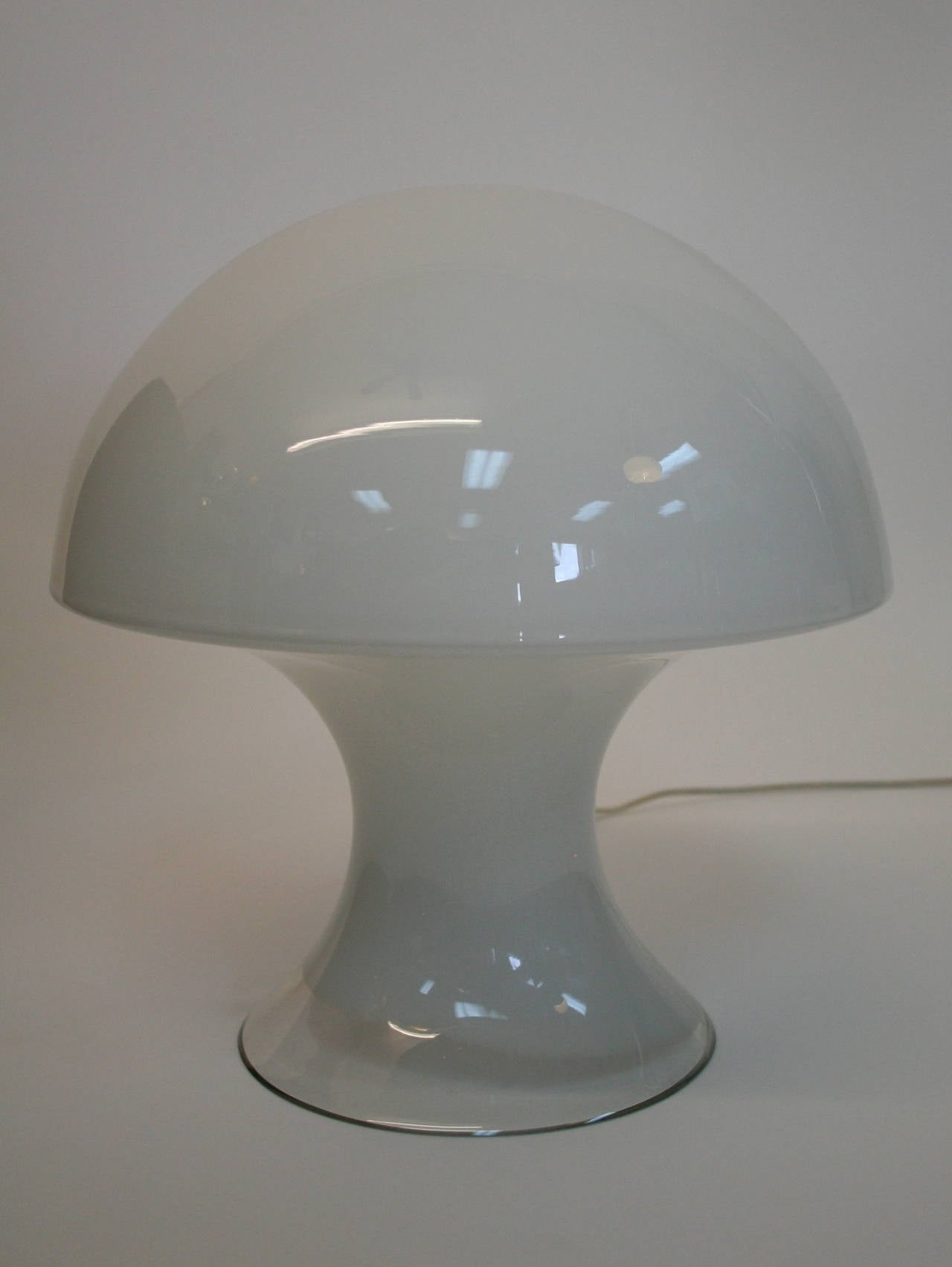 Hand blown Murano glass mushroom lamp by Gino Vistosi.