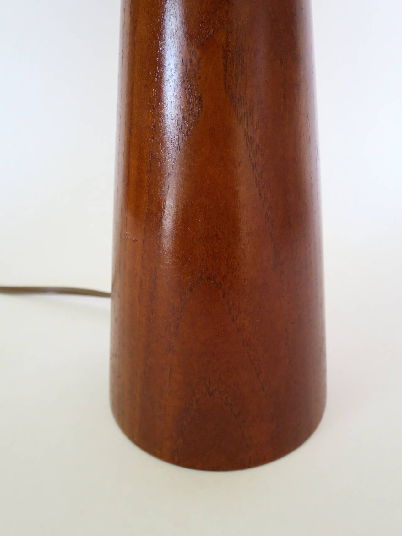 ESA Danish Modern Table Lamp In Excellent Condition In San Diego, CA
