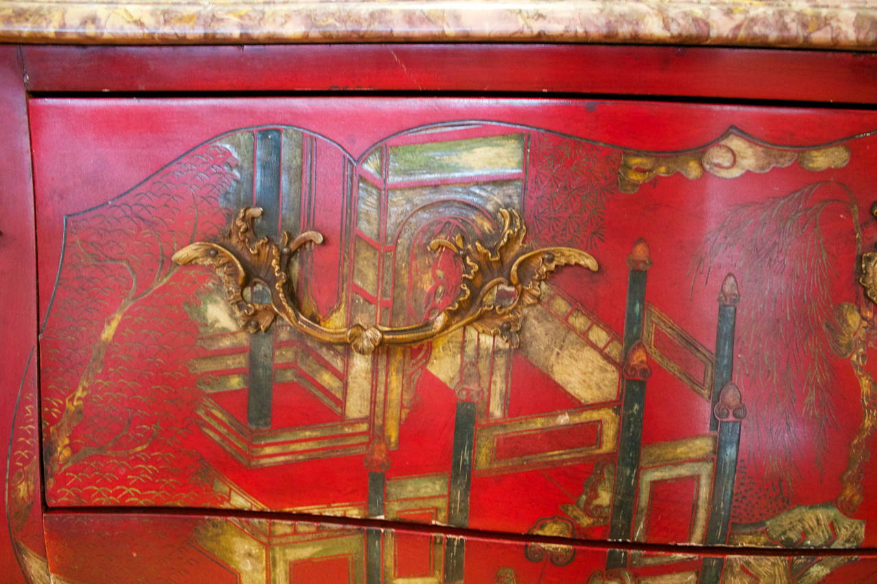 French Red Lacquered Bombe Commode in Louis XV Style In Good Condition For Sale In Cleveland, OH