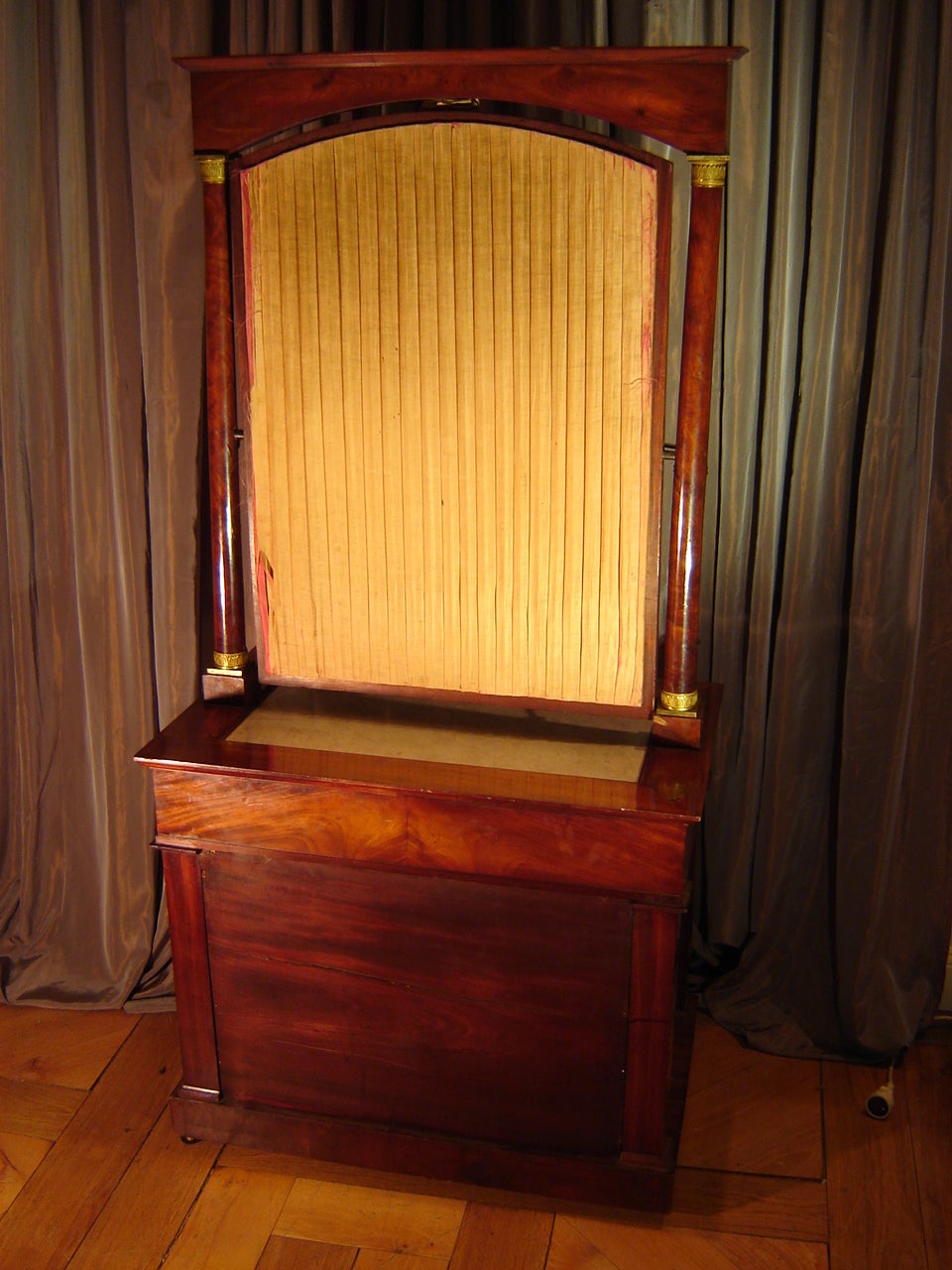 French Mahogany Dressing Table Attributed to Jacob Desmalter For Sale