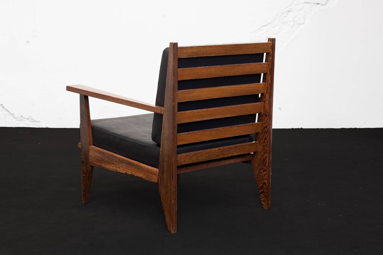 Minimalist Emiel Veranneman, Pair of Lounge/Armchairs, Wengé/Leather Unique Pieces For Sale
