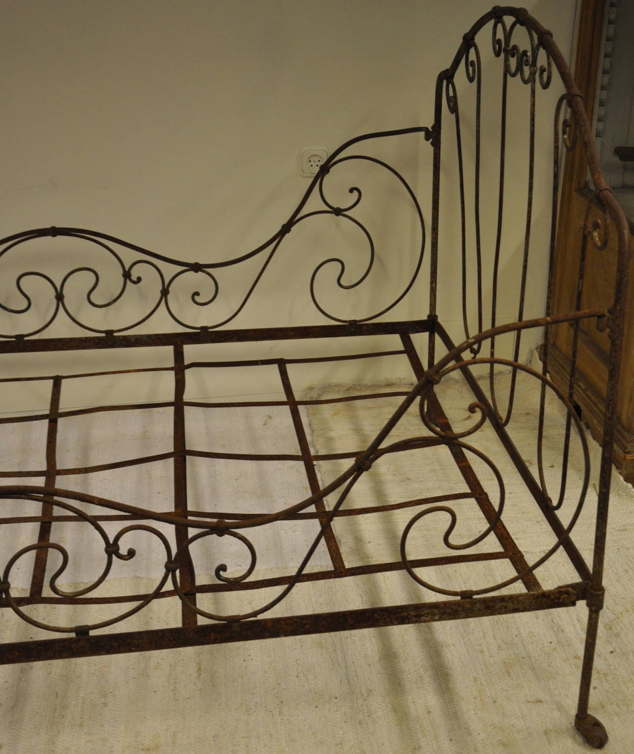 19th Century French Iron Bed In Good Condition For Sale In den Haag, NL