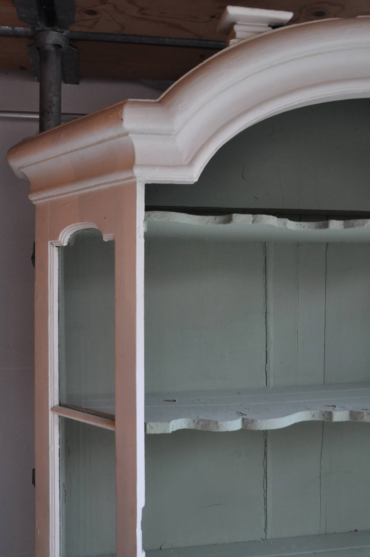 Dutch 18th Century Display Cabinet in White Paint For Sale 4