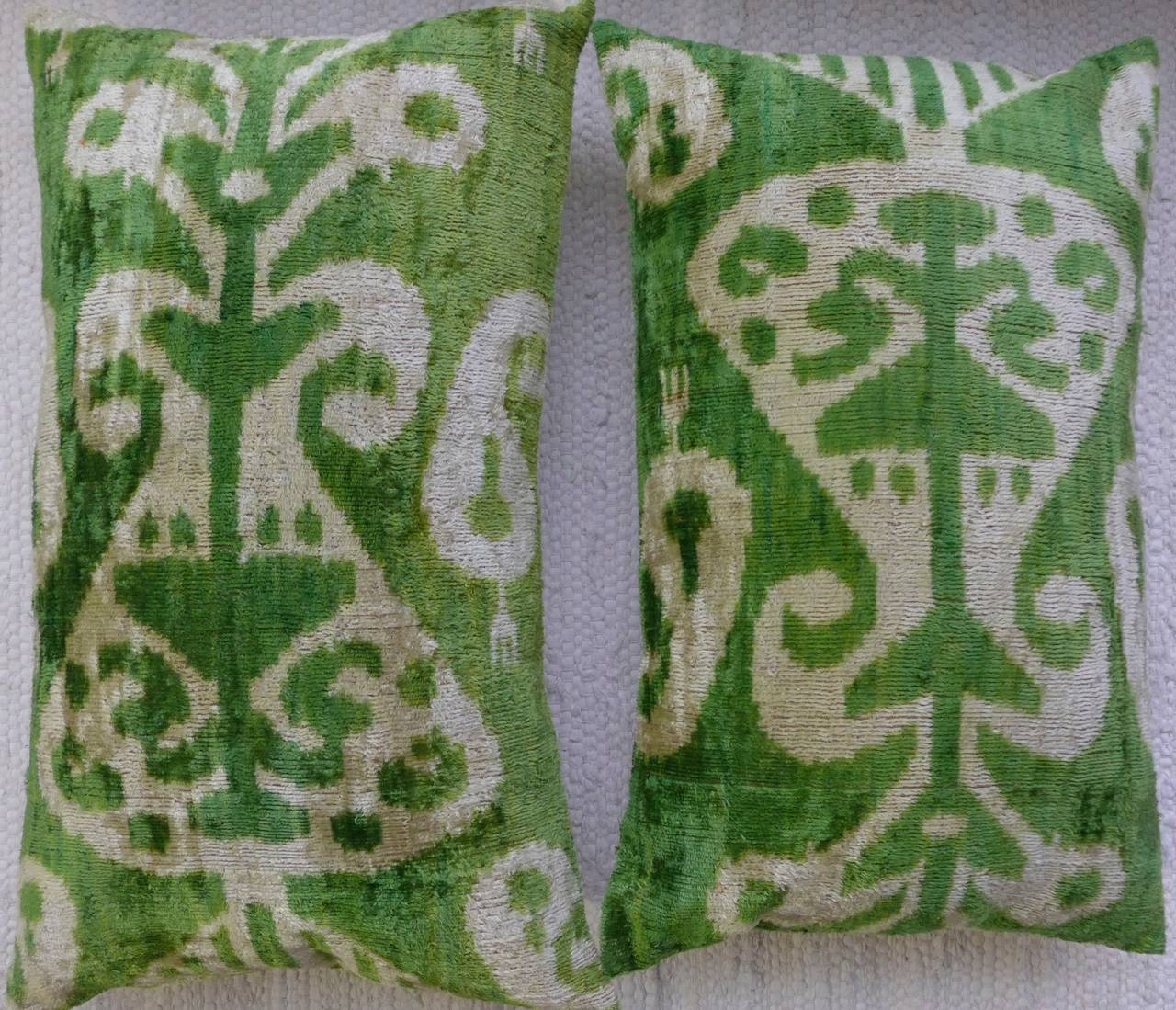 Contemporary A pair of Turkish Silk Velvet Pillow Covers For Sale