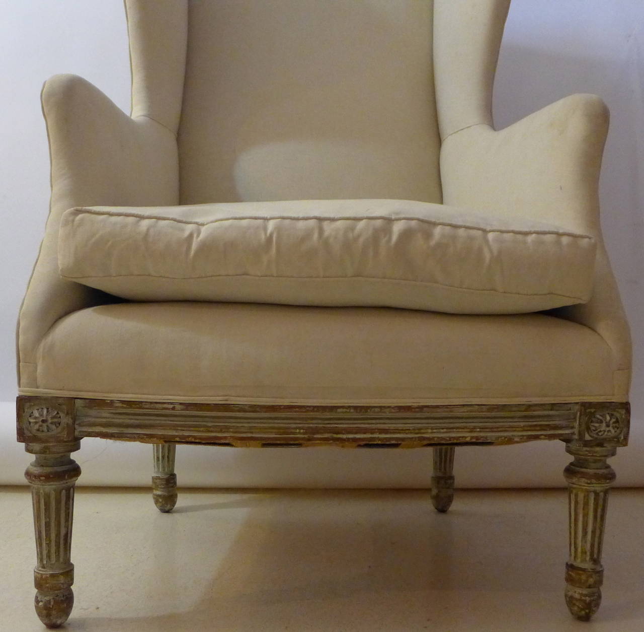 19th Century, French Wing Armchair In Excellent Condition For Sale In den Haag, NL