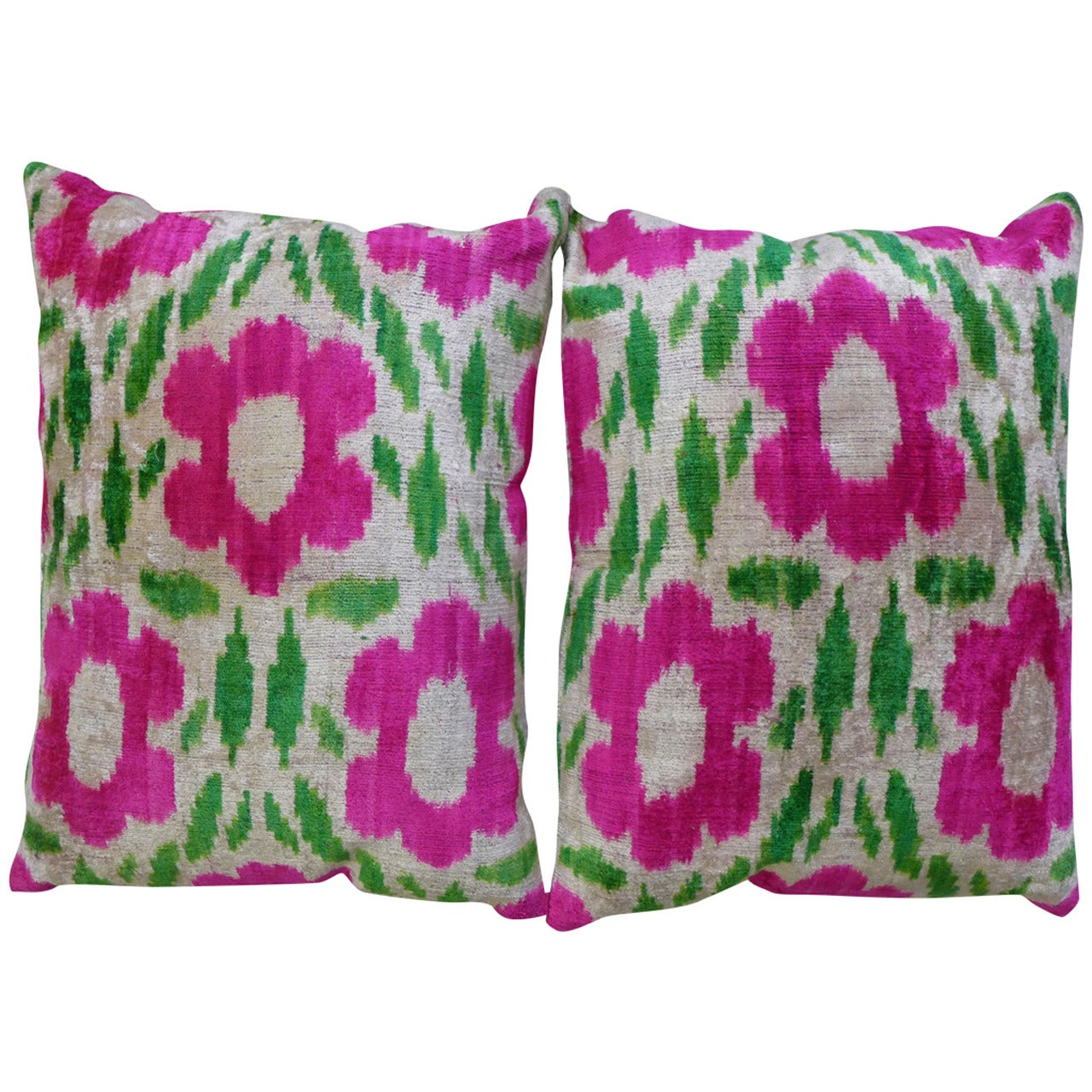 A pair of  Turkish Silk Velvet Pillow Covers For Sale