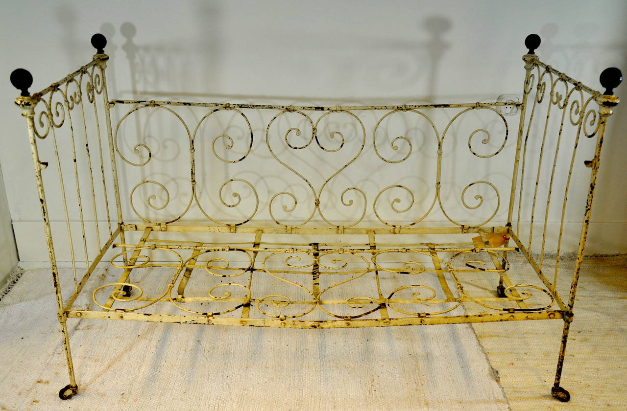 Forged 18th Century French Wrought Iron Baby Bed with Sky For Sale