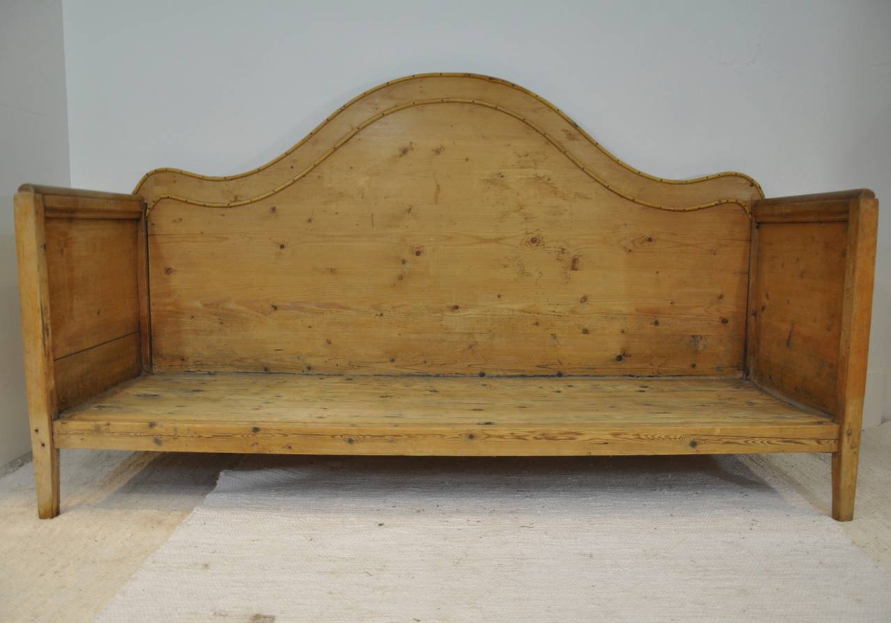 18th Century Swedish Sofa Bed In Excellent Condition For Sale In den Haag, NL