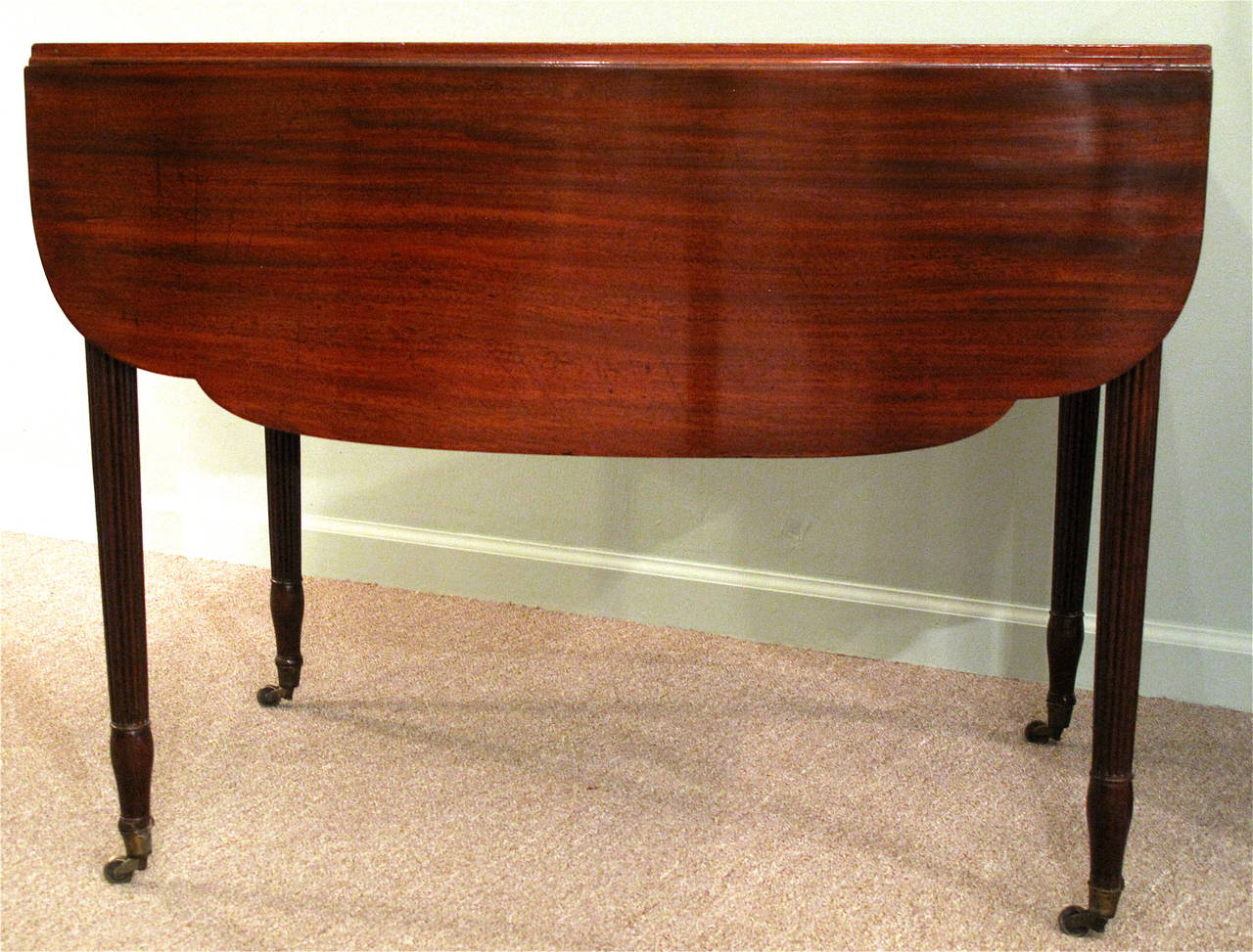 Sheraton New York Federal Pembroke Table, Early 19th Century