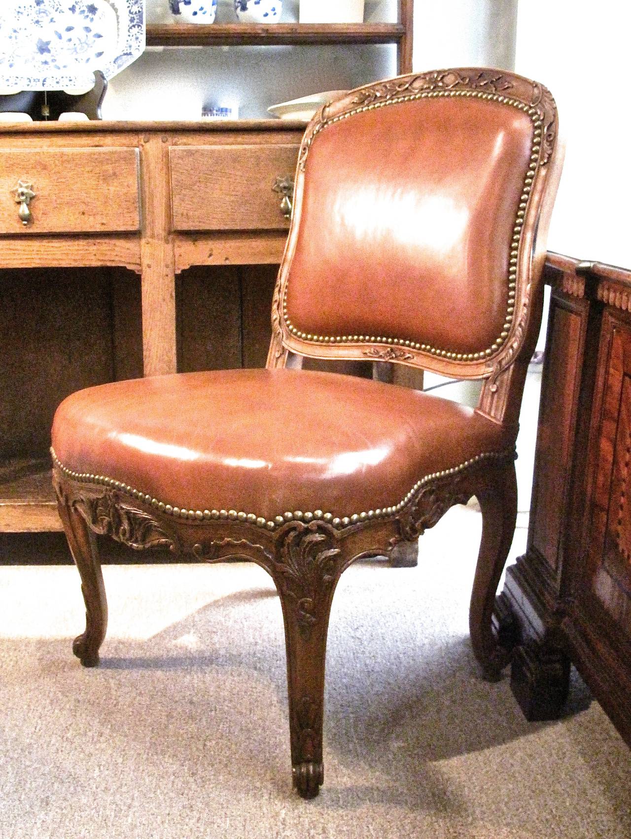Carved Pair of French Louis XV Style Leather Slipper Chairs by Alavoine et Cie For Sale