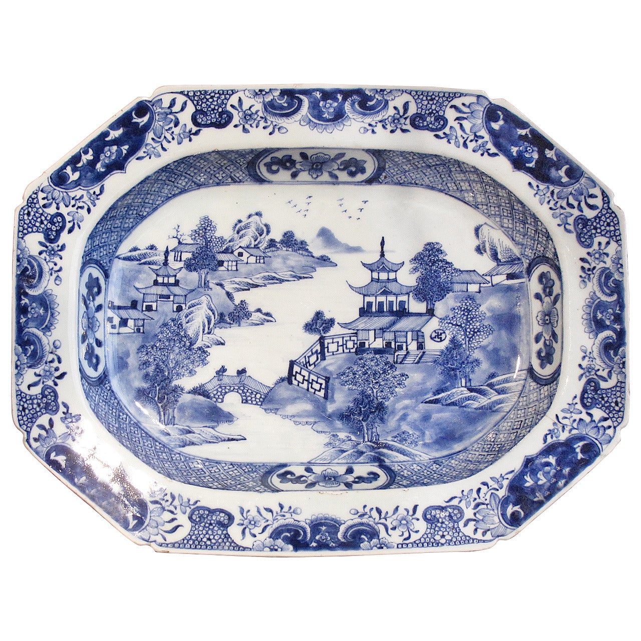 Large Chinese Export Octagonal Dish