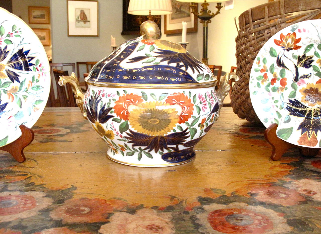 19th Century Coalport “Thumb and Finger” Pattern Tureen For Sale
