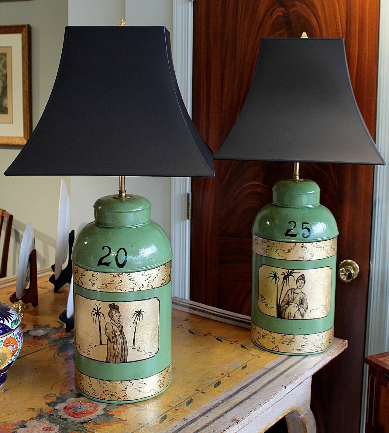English Pair of Green and Gilt Decorated Tôle Tea Canister Lamps For Sale