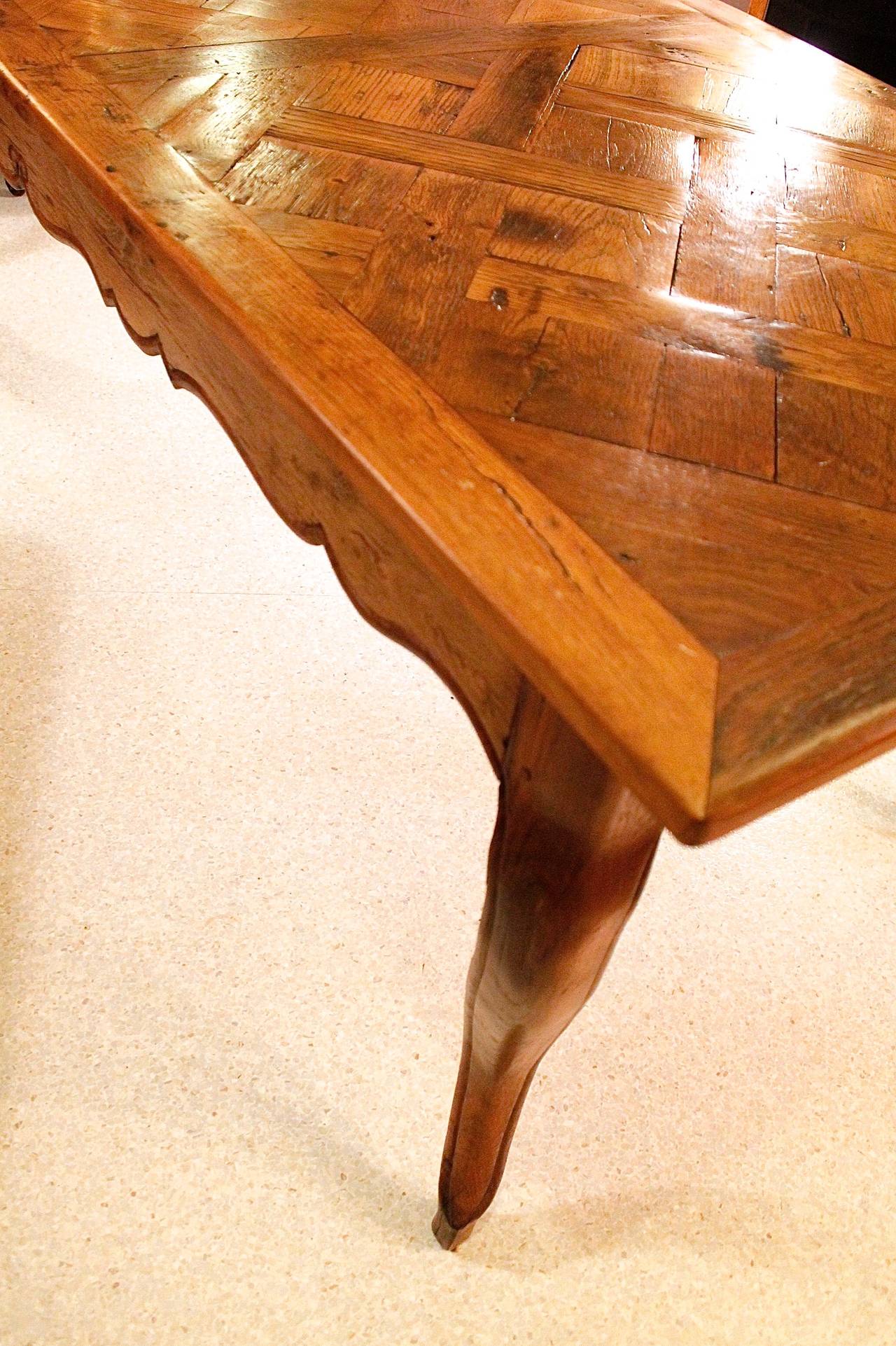 Louis XV Style Parquetry-Top Farm Table In Good Condition For Sale In Charlottesville, VA