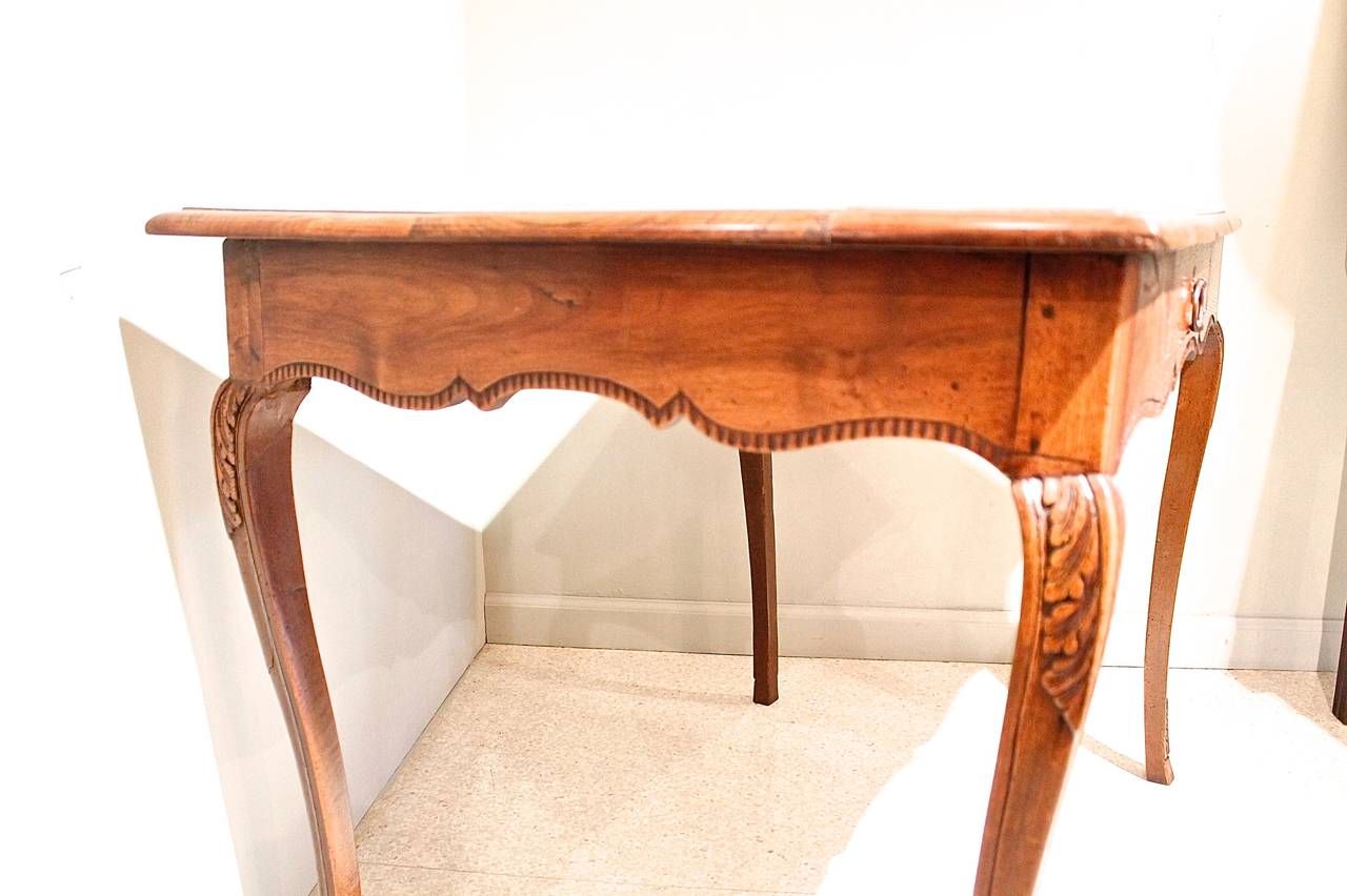 French Provincial Table with Hoof Feet, 19th Century In Good Condition For Sale In Charlottesville, VA