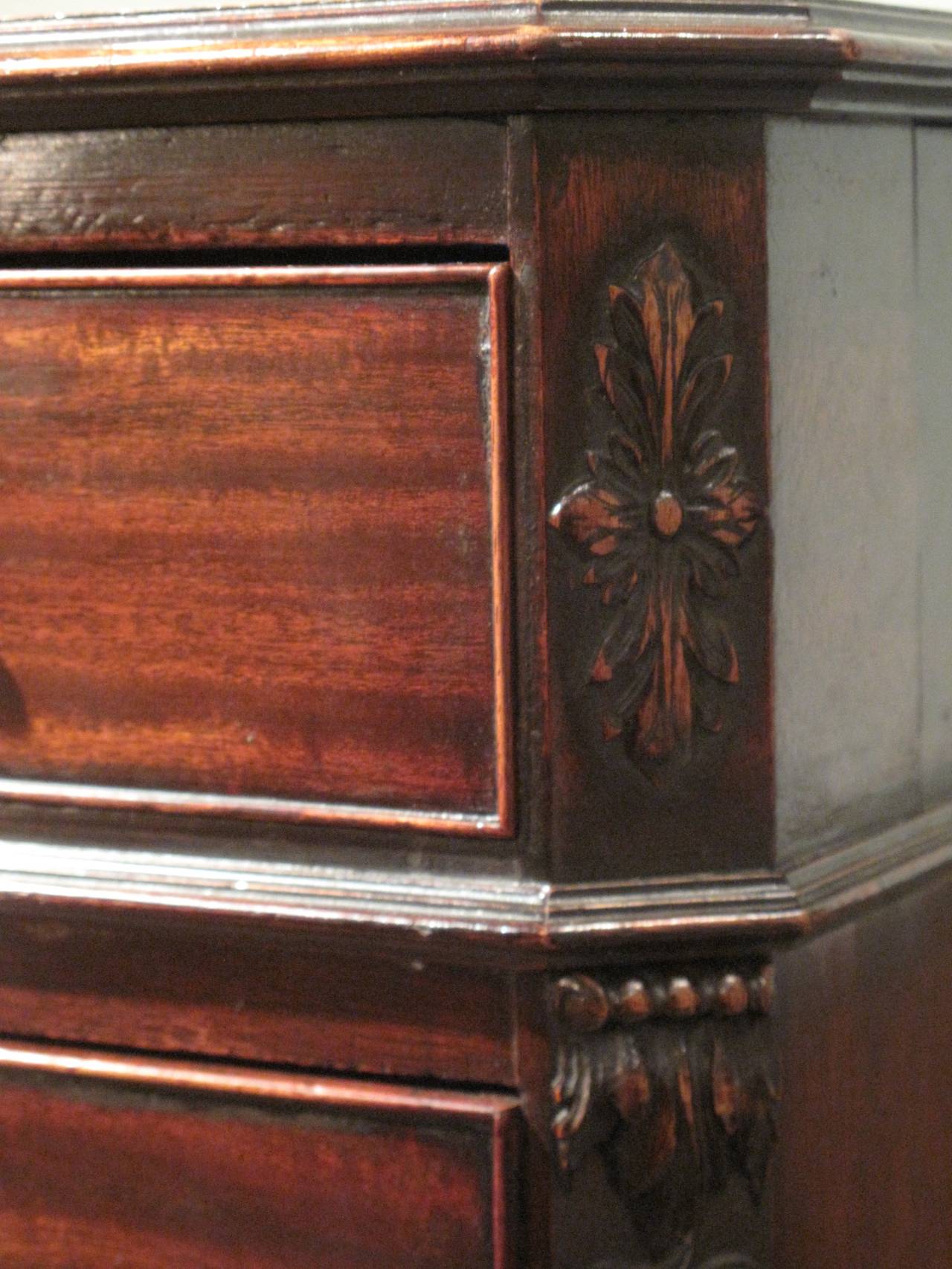 English George III Style Mahogany Pedestal Desk In Good Condition For Sale In Charlottesville, VA