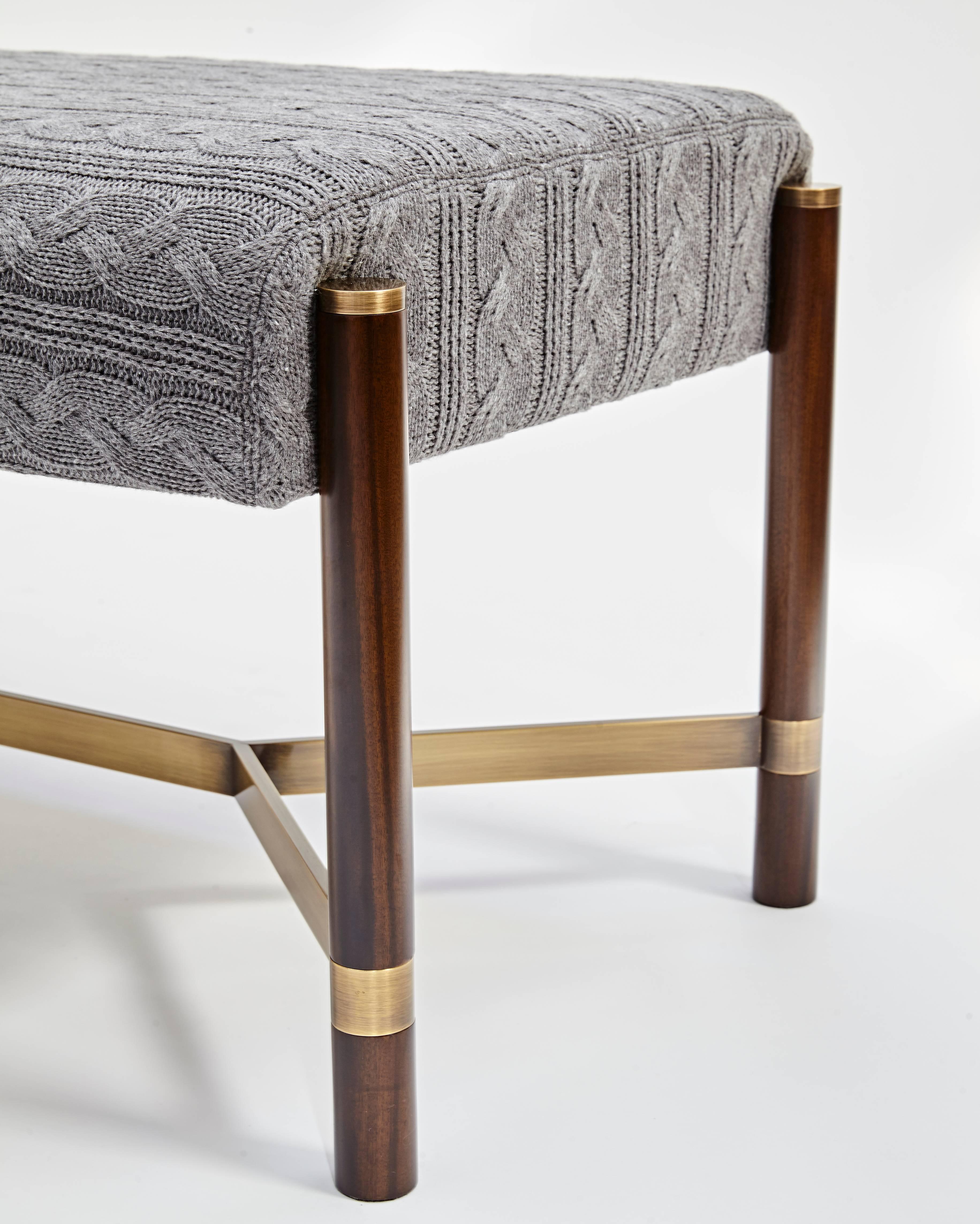 This bench is made of Brazilian imbuia wood with brass details, it draws inspiration from the 1970s design and a very elegant combination of wood and brass. The legs are in solid wood and the details in stainless steel brass like finishing.

Seat