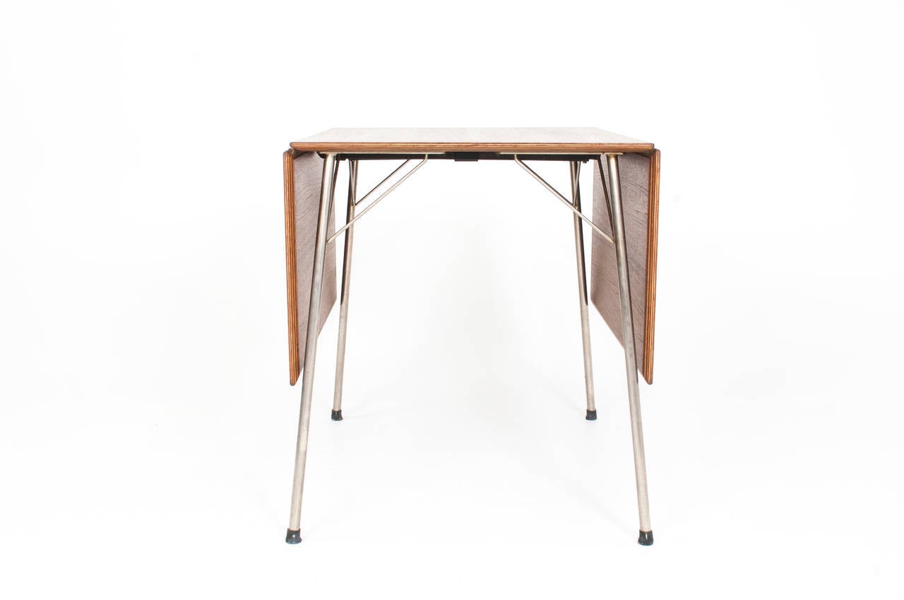 Scandinavian Modern Arne Jacobsen Drop-Leaf Table for Fritz Hansen