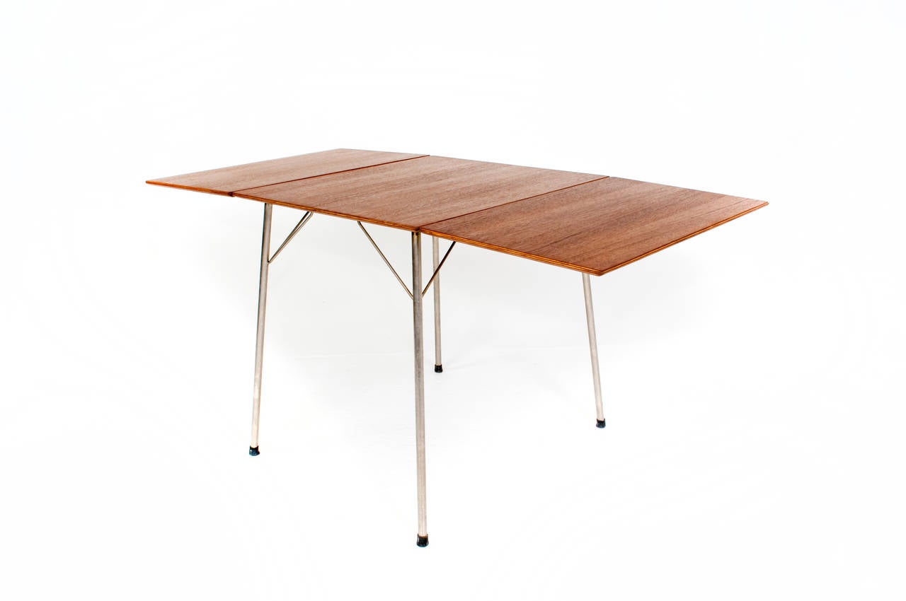 Danish Arne Jacobsen Drop-Leaf Table for Fritz Hansen