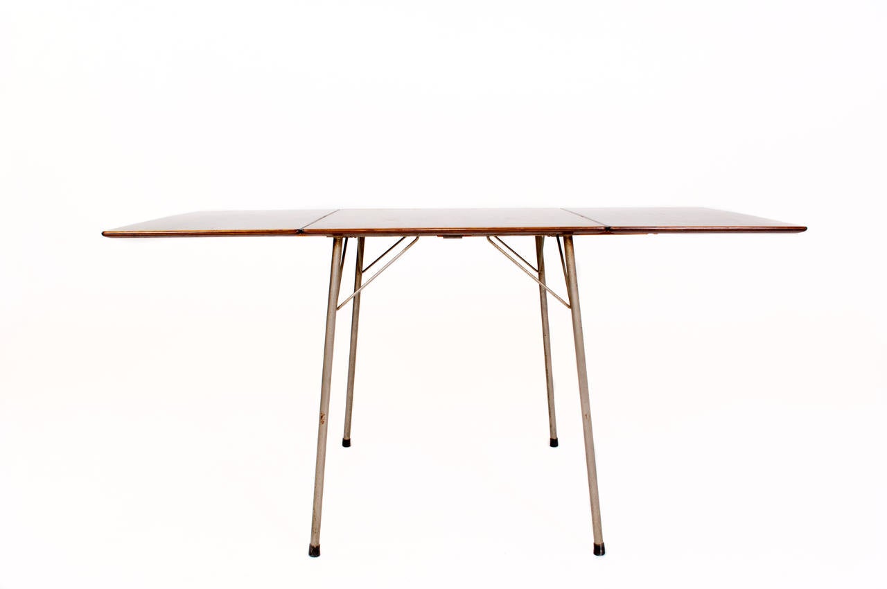 20th Century Arne Jacobsen Rosewood Drop-Leaf Table for Fritz Hansen