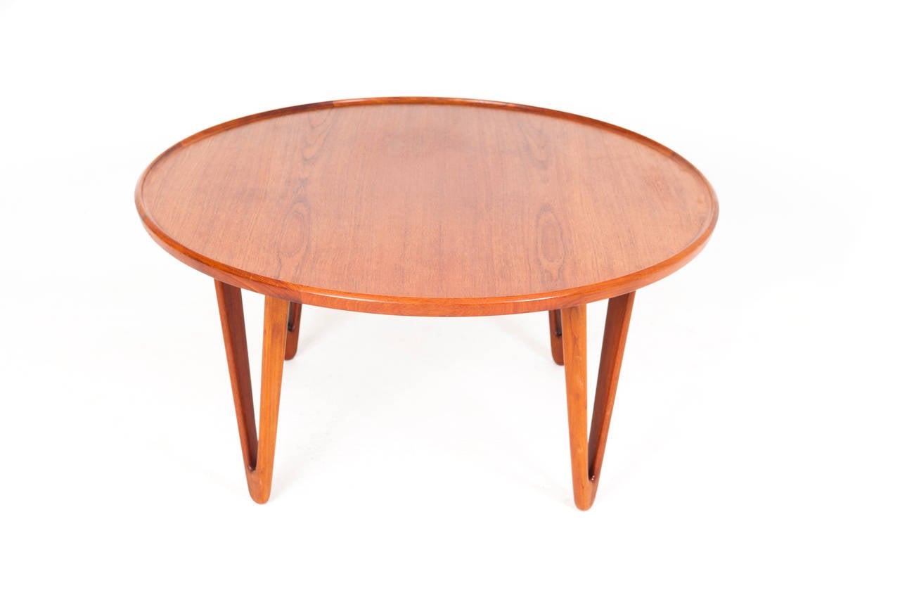 Tove & Edvard Kindt-Larsen

Teak coffee table 

Designed ca 1950
