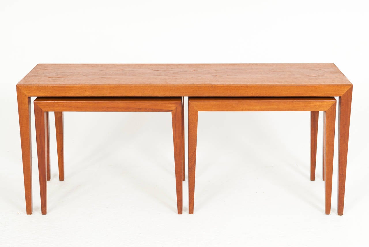 Severin Hansen, Nesting Tables