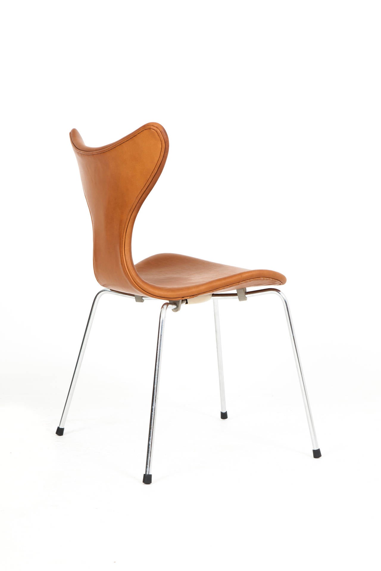Danish Arne Jacobsen Set of Eight Seagull Chairs