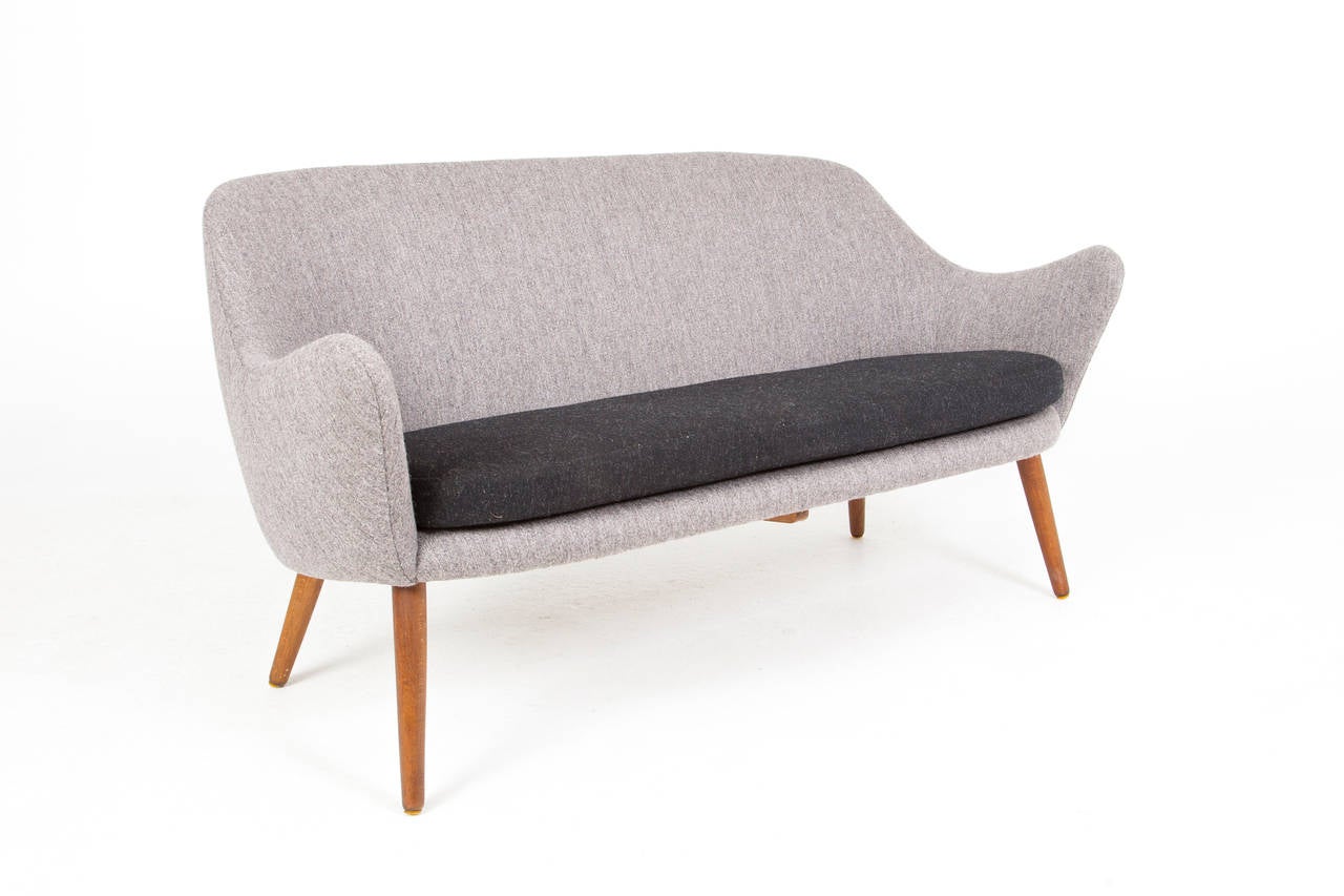 Hans Olsen Two-Seat Sofa image 4