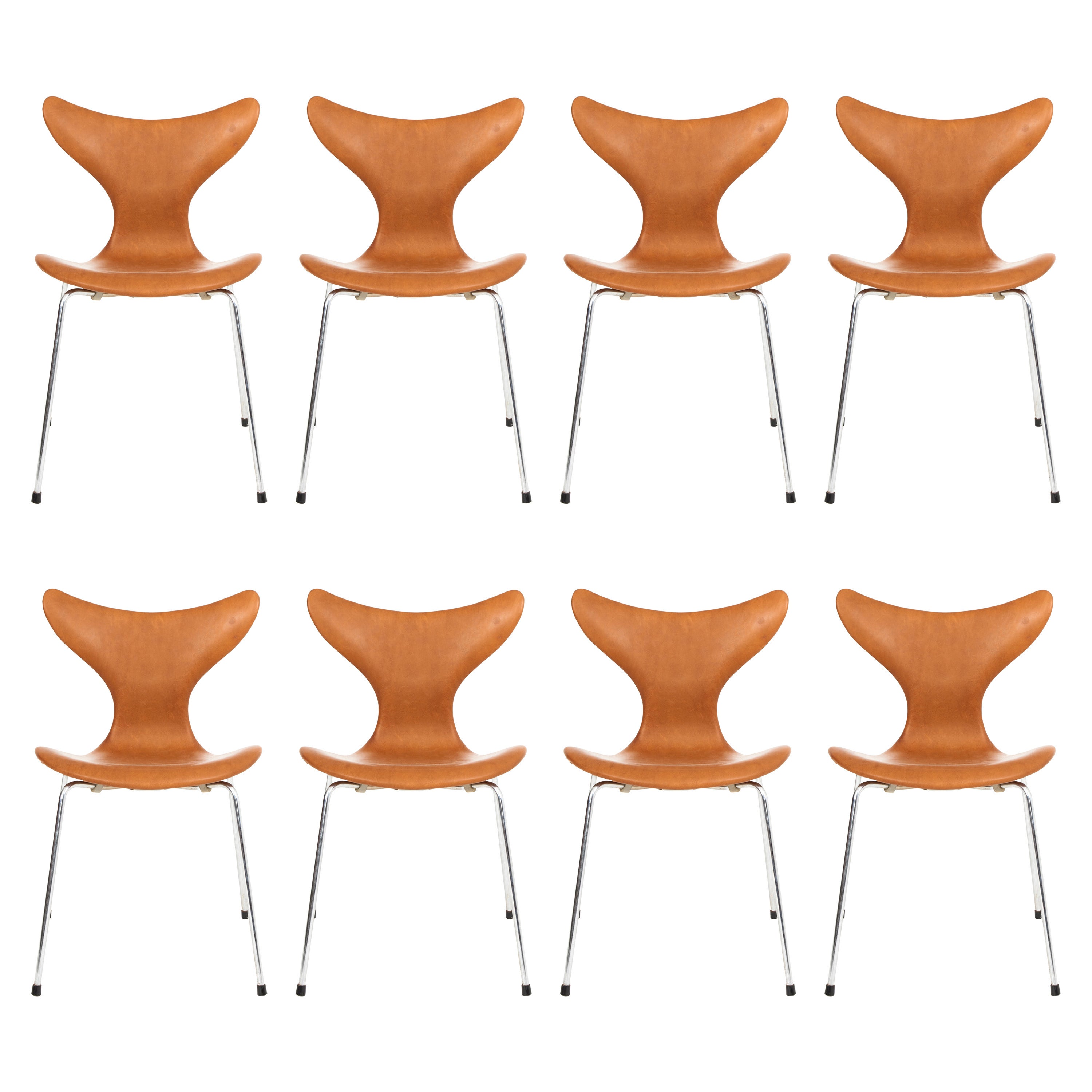 Arne Jacobsen Set of Eight Seagull Chairs