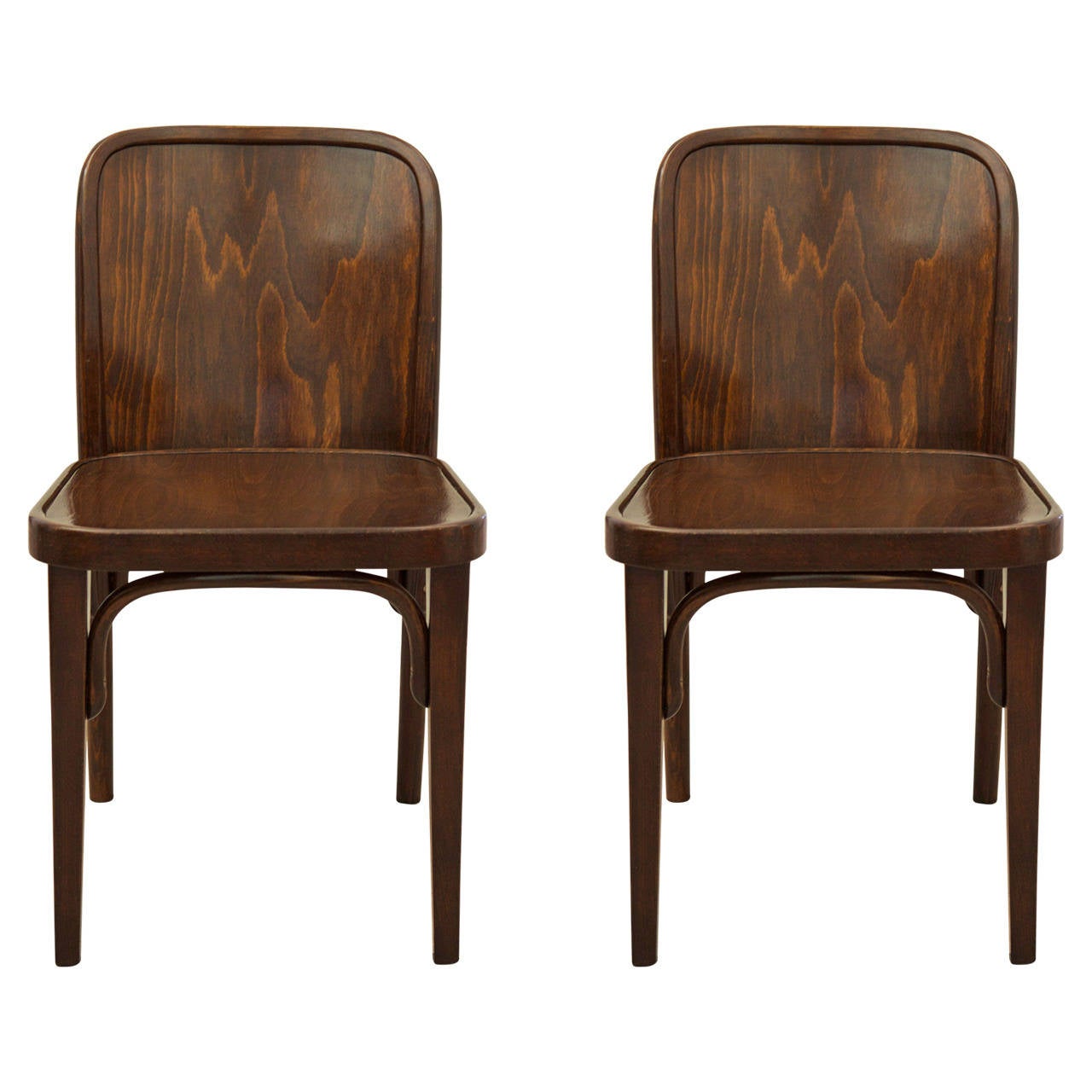 Pair of Thonet No. 811 Chairs Attributed to Josef Hoffmann For Sale at  1stDibs
