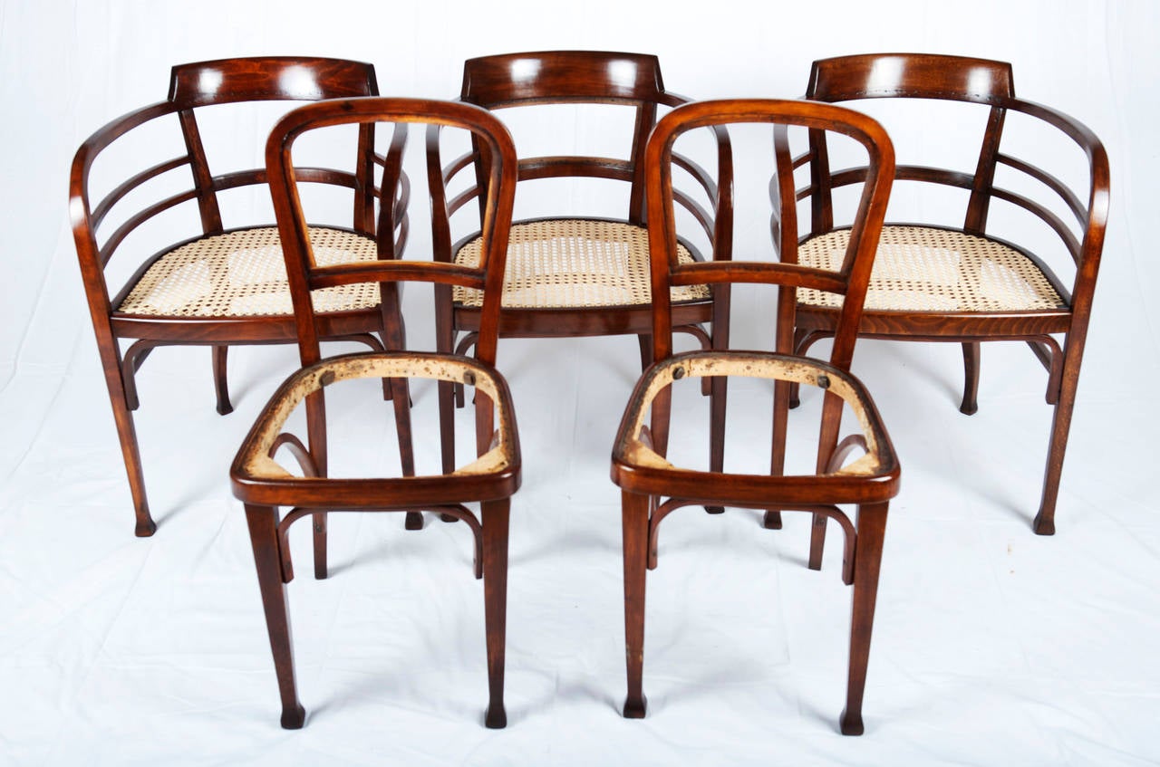 Vienna Secession Thonet Suite.
Bentwood set consisting of a settee and 3 arm chairs and 2 side chairs attributed to Otto Wagner.
This set will be restored now and can be also restored to customer specification. Wood is already dark nut stained and