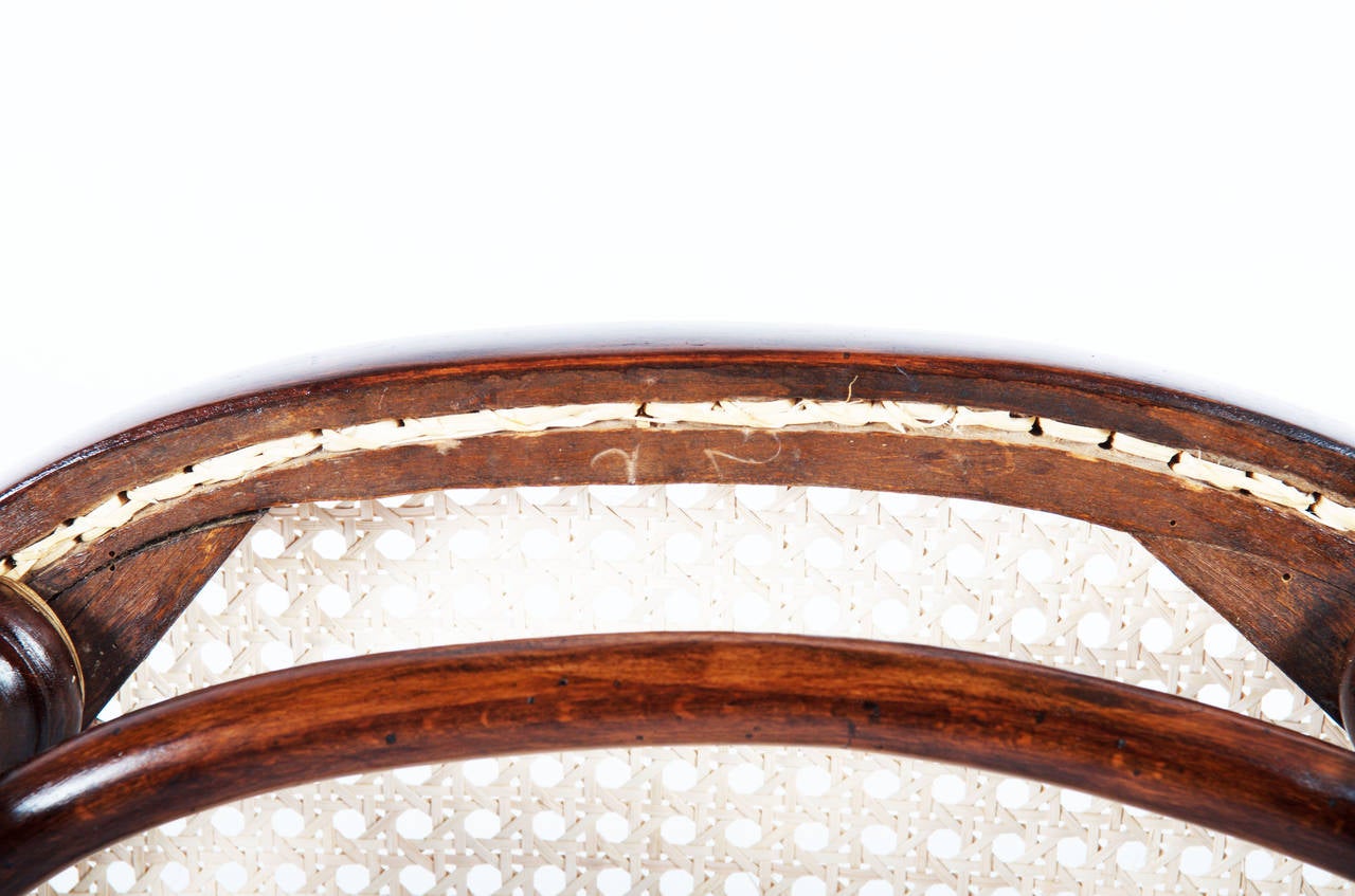 XIXe siècle Chaise d'appoint Thonet en bois cintré n° 14 avec première étiquette en papier en vente